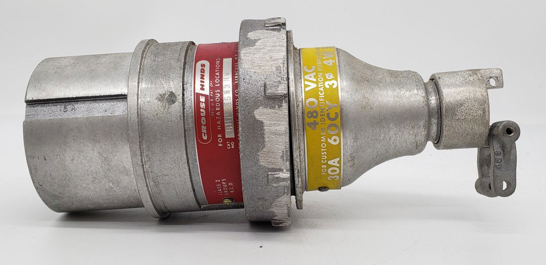 NASA APOLLO 480 VAC FITTING: NASA APOLLO 480 VAC FITTING. 11\" X 3 3/4\" X 3 3|4\"