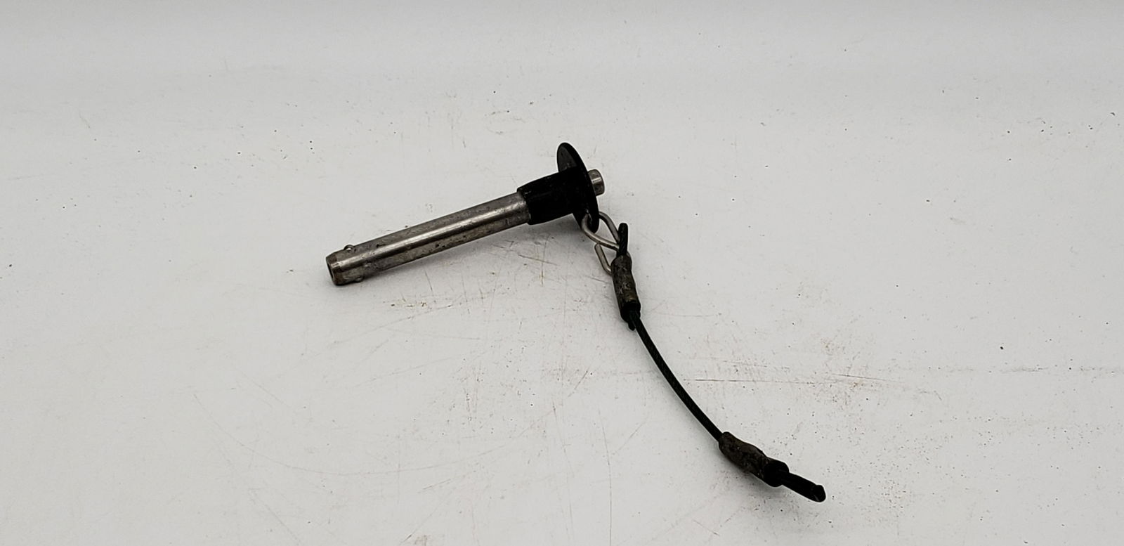 NASA APOLLO SAFETY PULL PIN: NASA Apollo Safety Pull Pin Piece is 3 1/4" x 1/2" All items are from the Estate of Charles Bell space auction in May of 2000 All items from this Auction Located in in Hollywood Florida Warehouse For