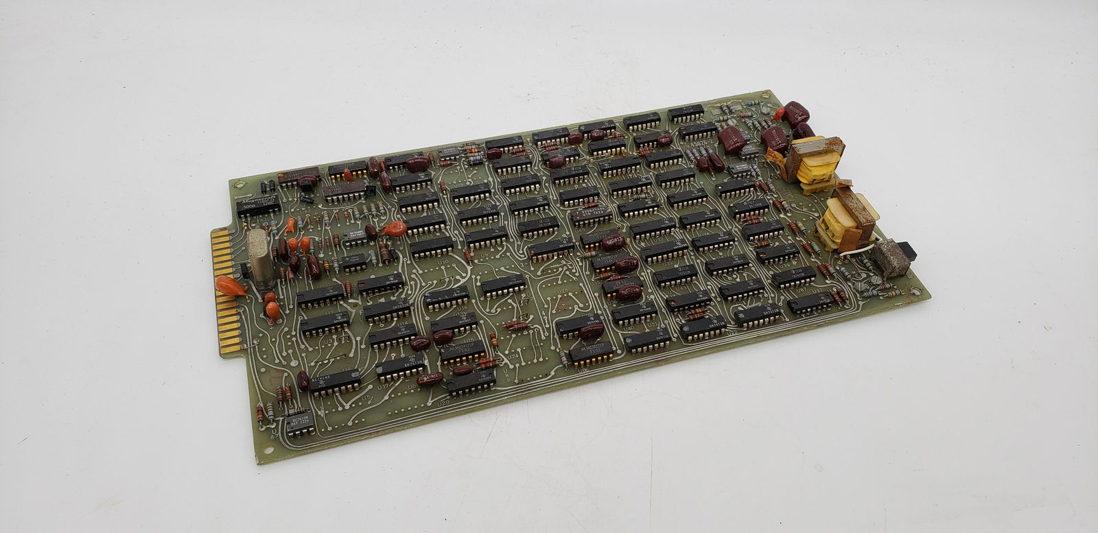 NASA APOLLO CIRCUIT BOARD: NASA Apollo Circuit Board Piece is 12" x 6 1/2" All items are from the Estate of Charles Bell space auction in May of 2000 All items from this Auction Located in in Hollywood Florida Warehouse For Shi