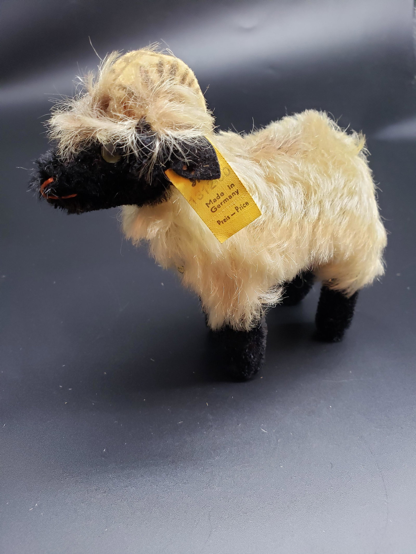 STEIFF RAM SNUCKI WITH ORIGINAL TAG: Steiff Ram Snucki with Original Tag Piece is 5" x 5" All items from this Auction Located in in Hollywood Florida Warehouse For Shipping Call today for quote they have item numbers and Pak Mail is avai