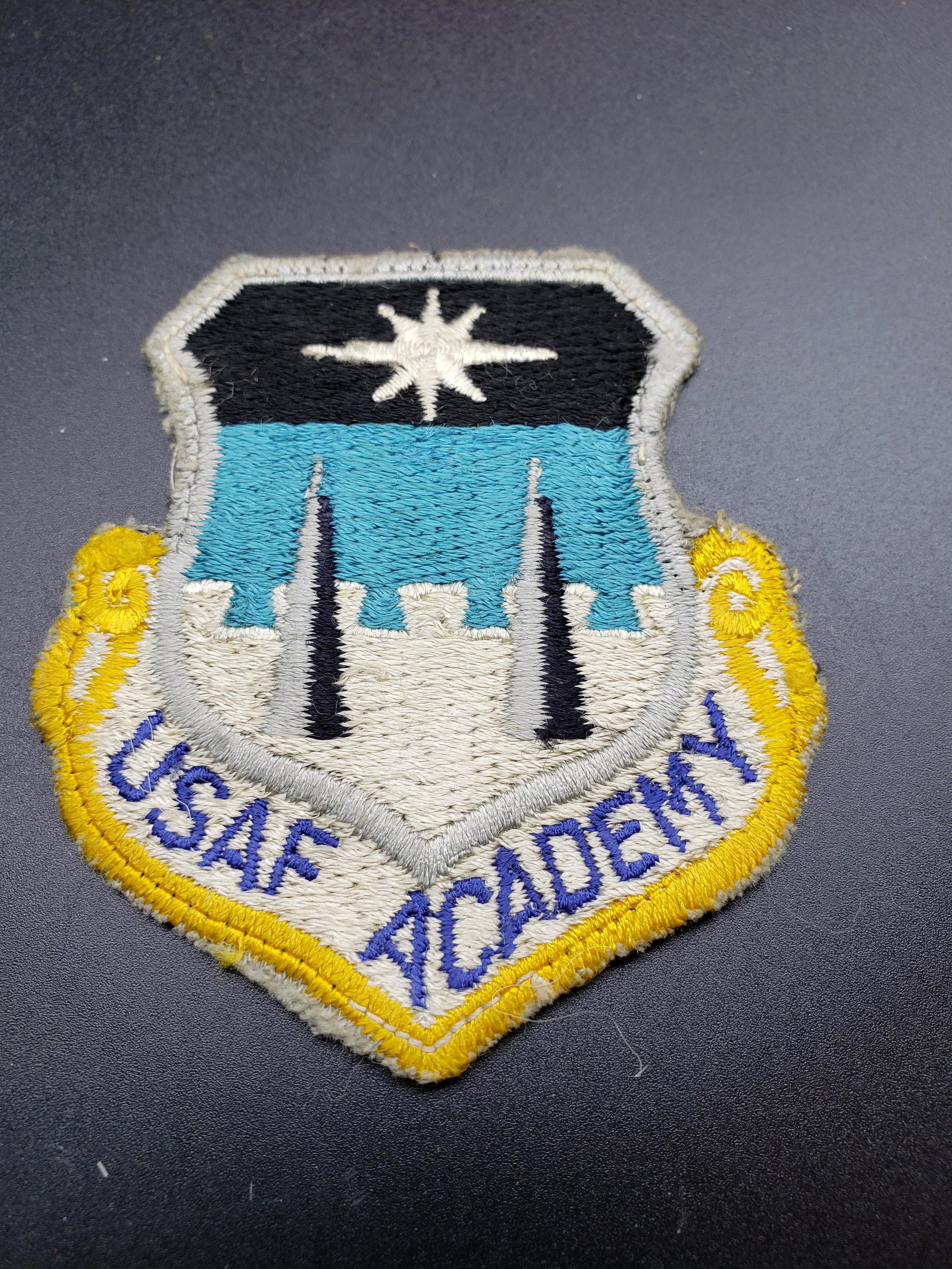 VINTAGE MILITARY PATCH: Vintage Military Patch Piece is 3" All items from this Auction Located in in Hollywood Florida Warehouse For Shipping Call today for quote they have item numbers and Pak Mail is available for all your