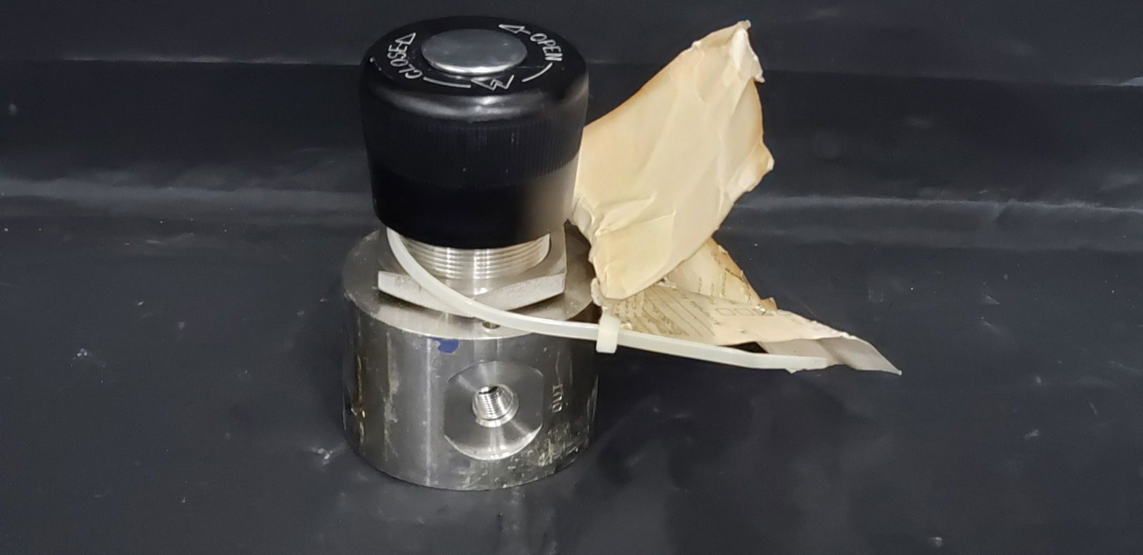 NASA APOLLO HAND-OPERATED VALVE (SATURN V) (1 of 6)