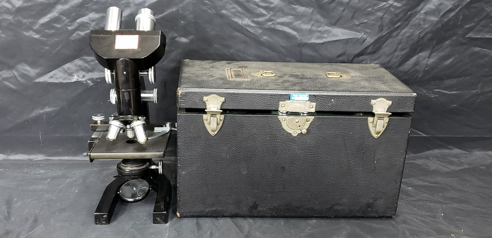 NASA APOLLO MICROSCOPE: NASA Apollo Microscope Piece is 14 1/2" x 7 1/2" x 9 1/2" All items from this Auction came from the estate of Charles Bell in 2000 All items Located in in Hollywood Florida Warehouse For Shipping Call