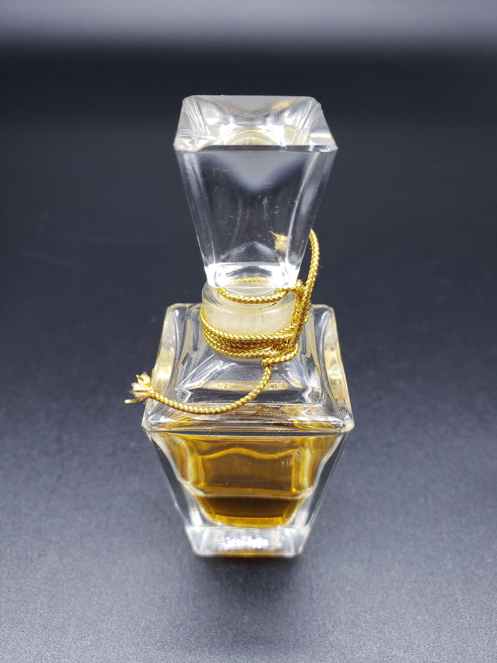 VINTAGE PARIS FRANCE PERFUME (1 of 2)