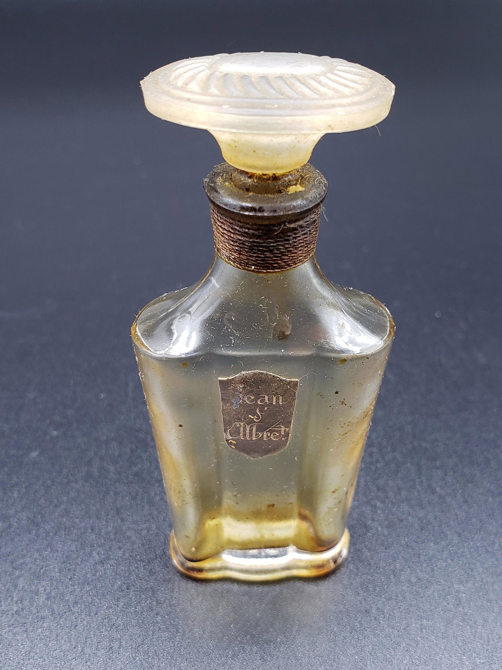 VINTAGE JEAN D'ALERET PARIS FRANCE PERFUME: Vintage Jean D'Aleret Paris France Perfume Piece is 3 1/4" All items from this Auction Located in in Hollywood Florida Warehouse For Shipping Call today for quote they have item numbers and Pak Mail i