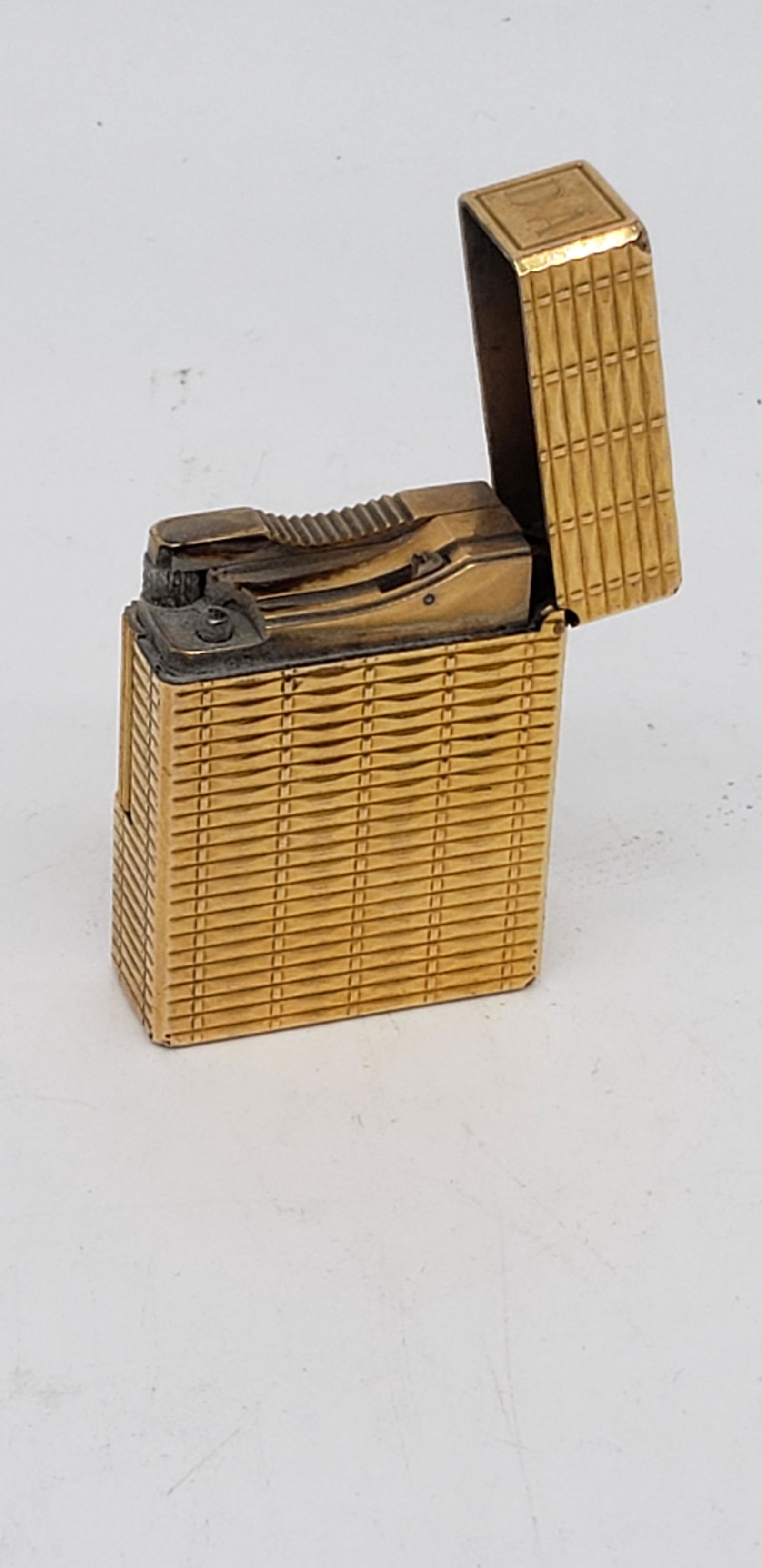 VINTAGE ST DUPONT LIGHTER: Vintage St Dupont Lighter Paris France Piece is 1 7/8" x 1/2" All items Located in in Hollywood Florida Warehouse For Shipping Call today for quote they have item numbers and Pak Mail is available for