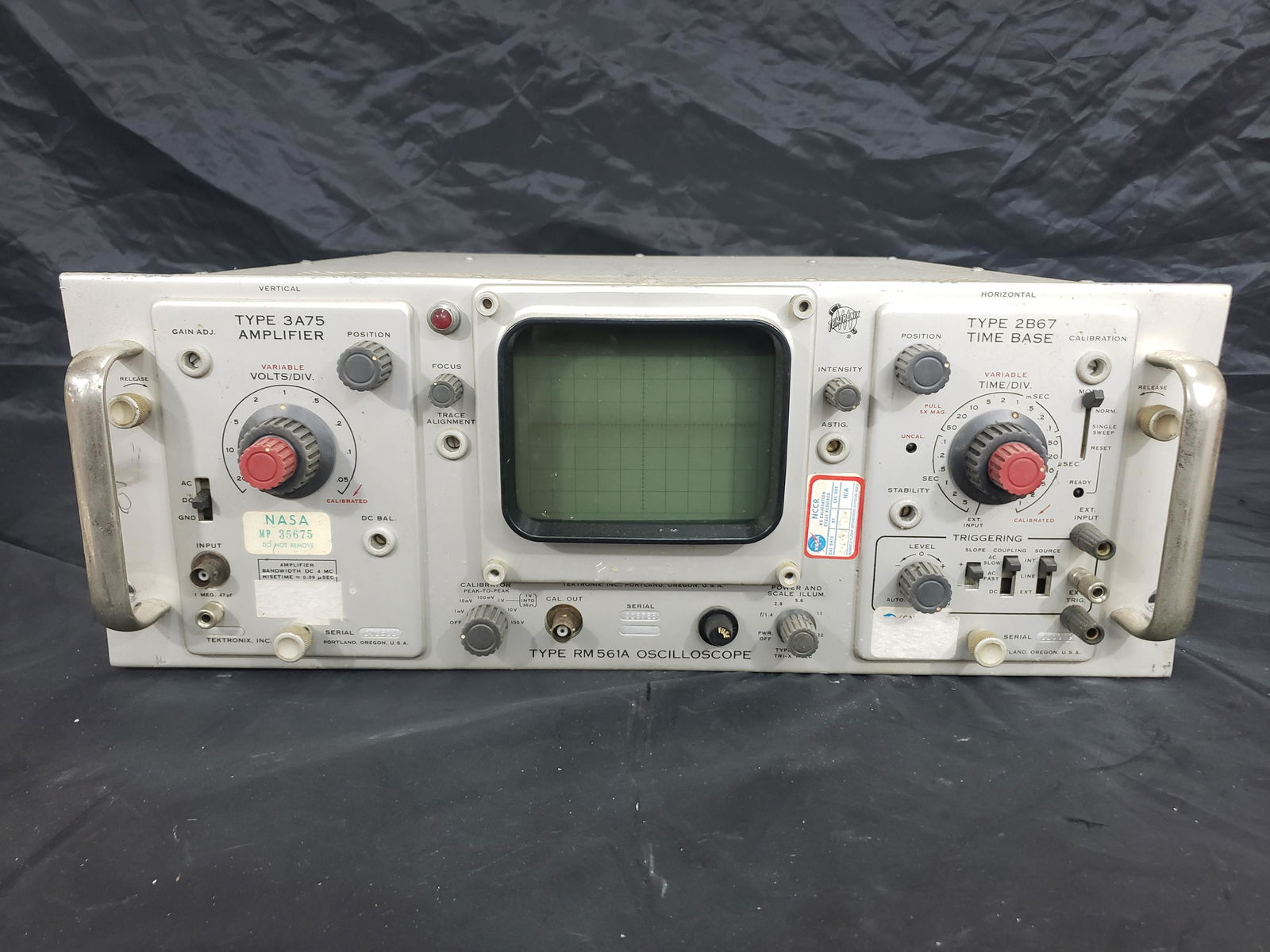 NASA APOLLO OSCILLOSCOPE (1 of 6)