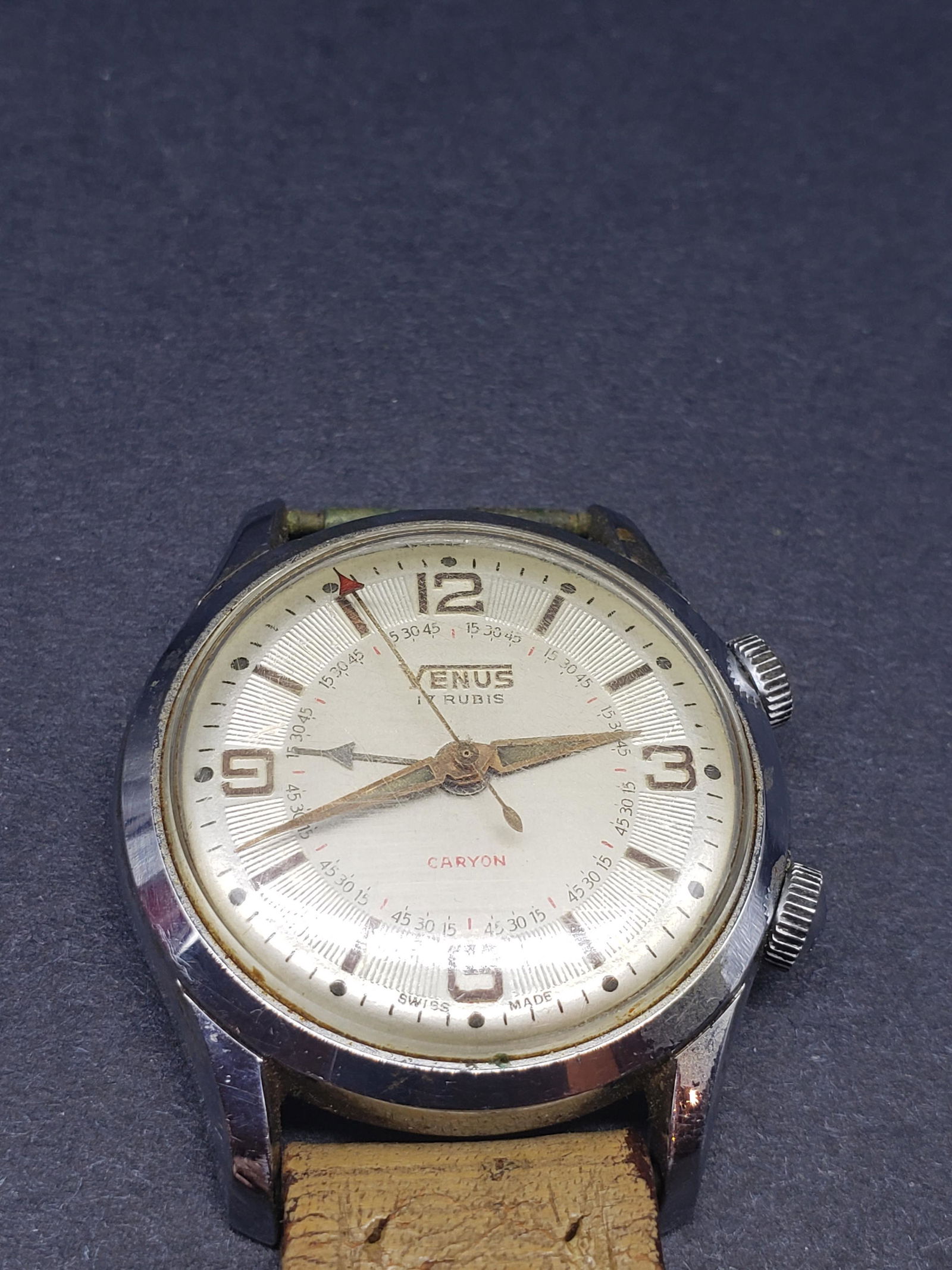 VENUS 17 RUBIS CARYON WATCH: Venus 17 Rubis Caryon Watch Face is 1 1/2" All items Located in in Hollywood Florida Warehouse For Shipping Call today for quote they have item numbers and Pak Mail is available for all your custom pa