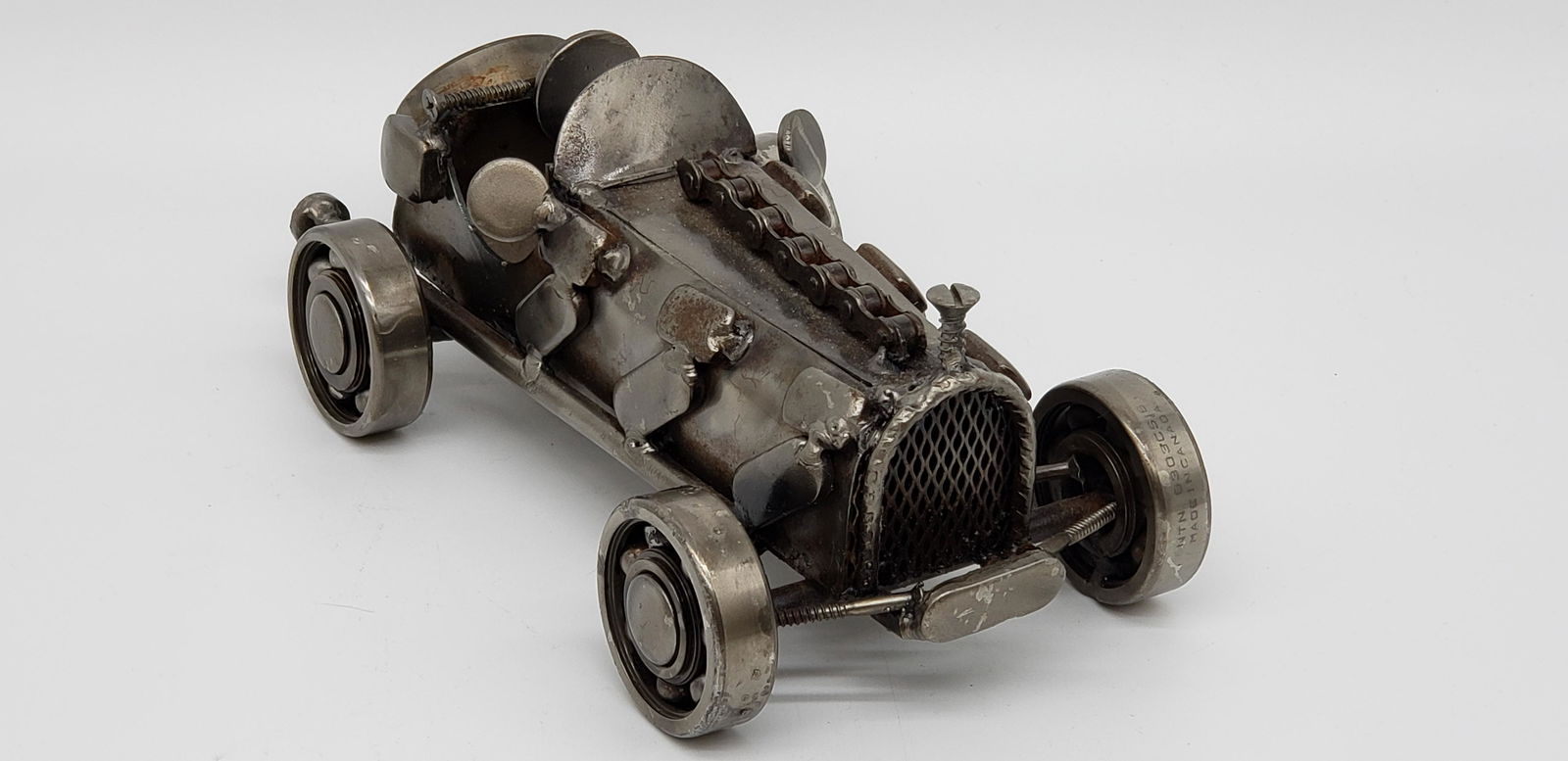 STEAMPUNK CAR SCULPTURE (1 of 7)