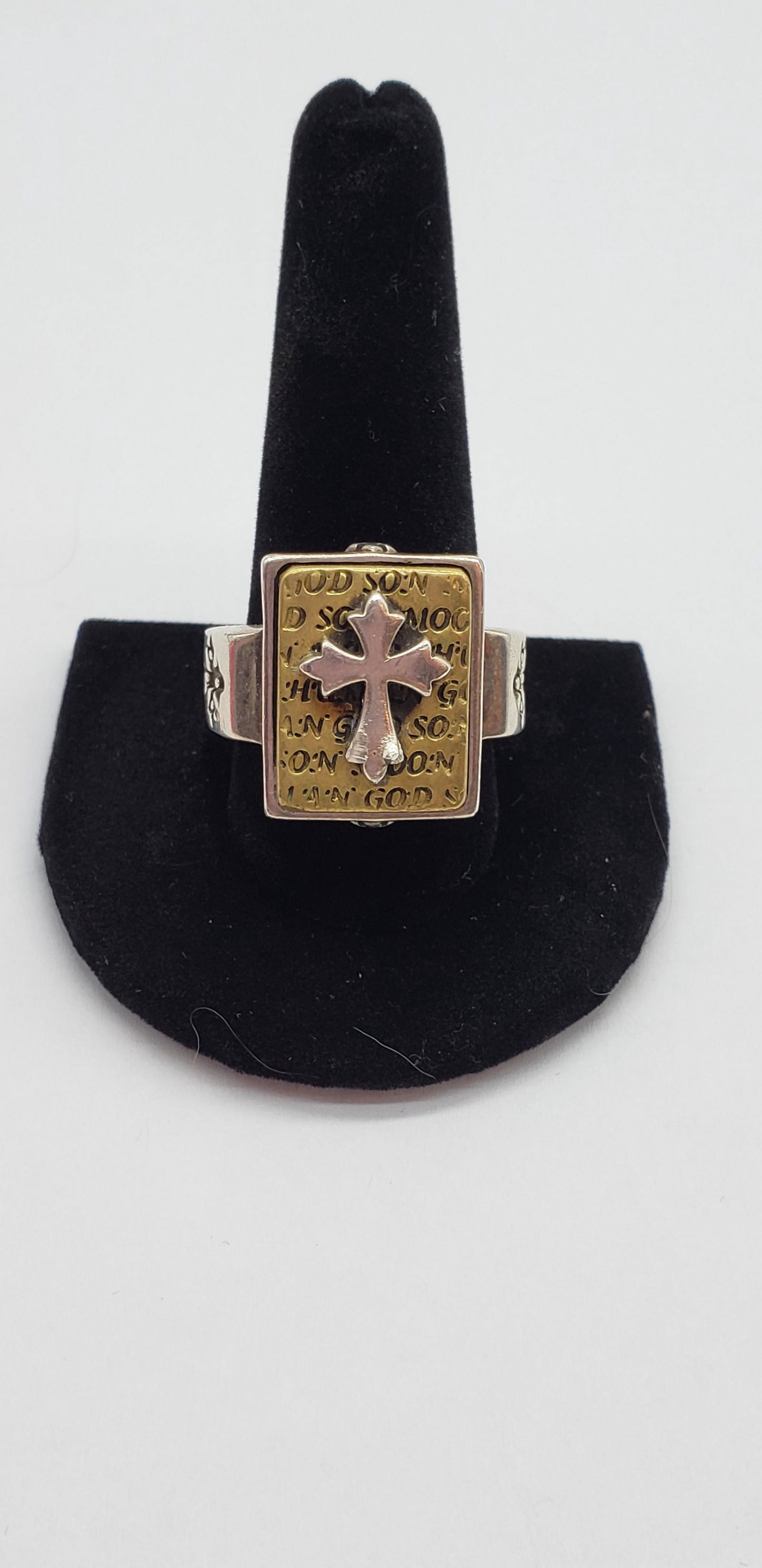 MENS STERLING SILVER CROSS RING (1 of 4)