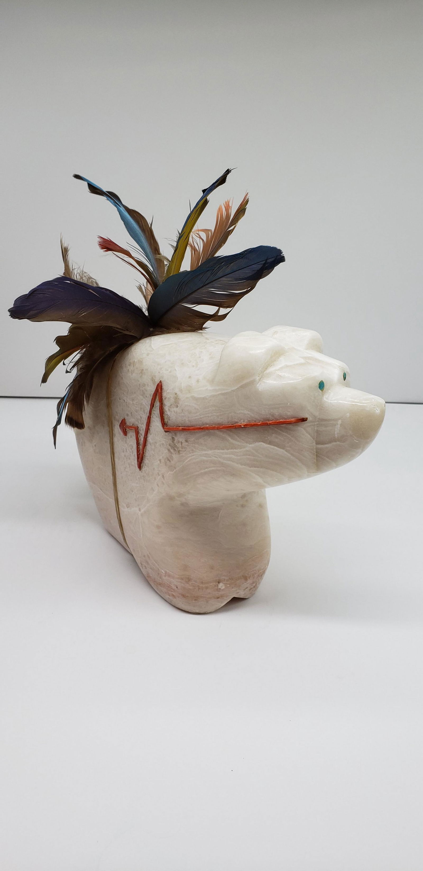 HAND CARVED LARGE ZUNIE STONE FETISH BEAR (1 of 4)