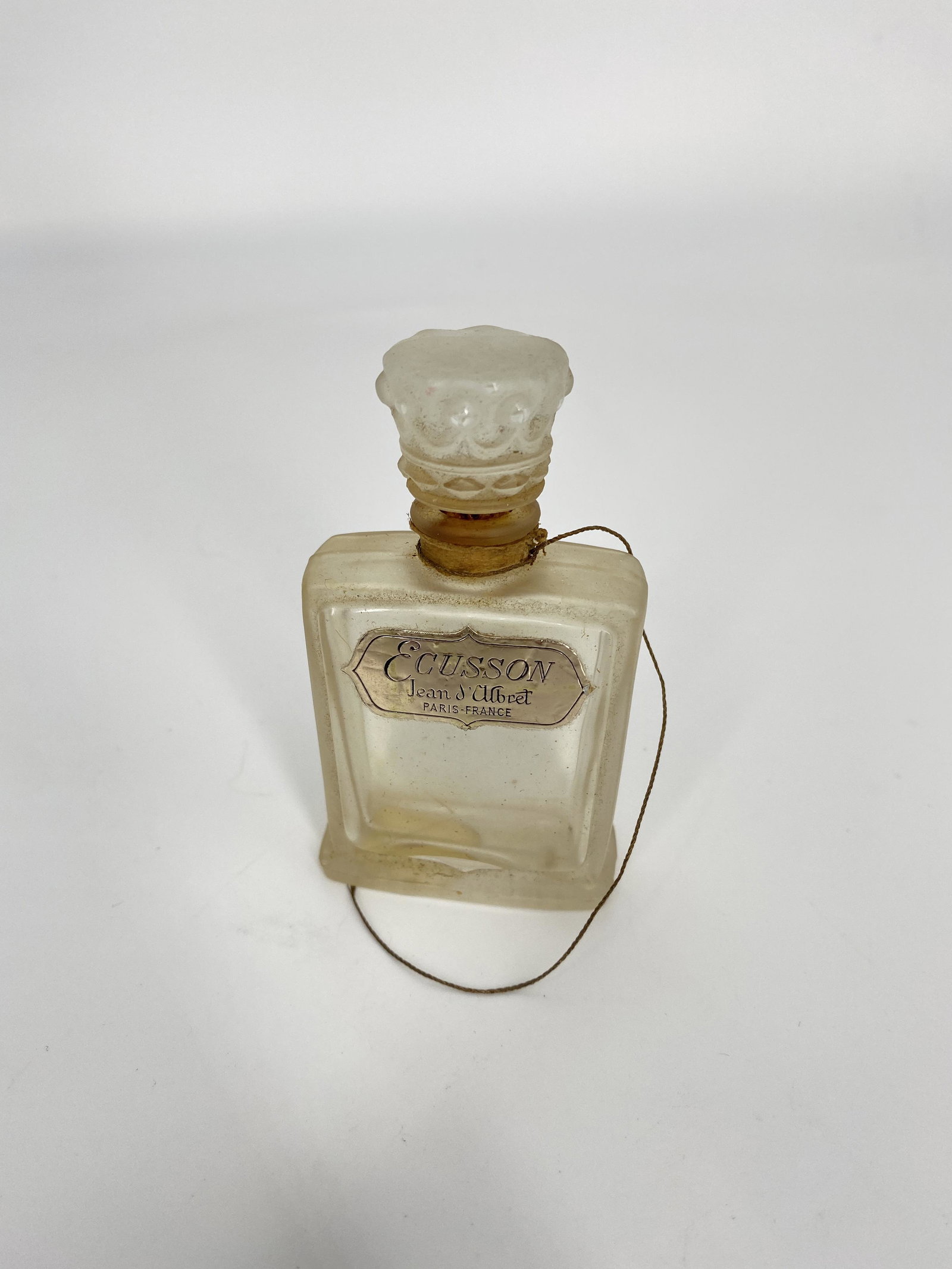 VINTAGE ECUSSON JEAN J ALBERT PARIS FRANCE: VINTAGE ECUSSON JEAN J ALBERT PARIS FRANCE 3 1/4" X 2" All items Located in Hollywood Florida Warehouse. Thank you for your inquiry about shipping your precious item/items purchased at Puckett Auction