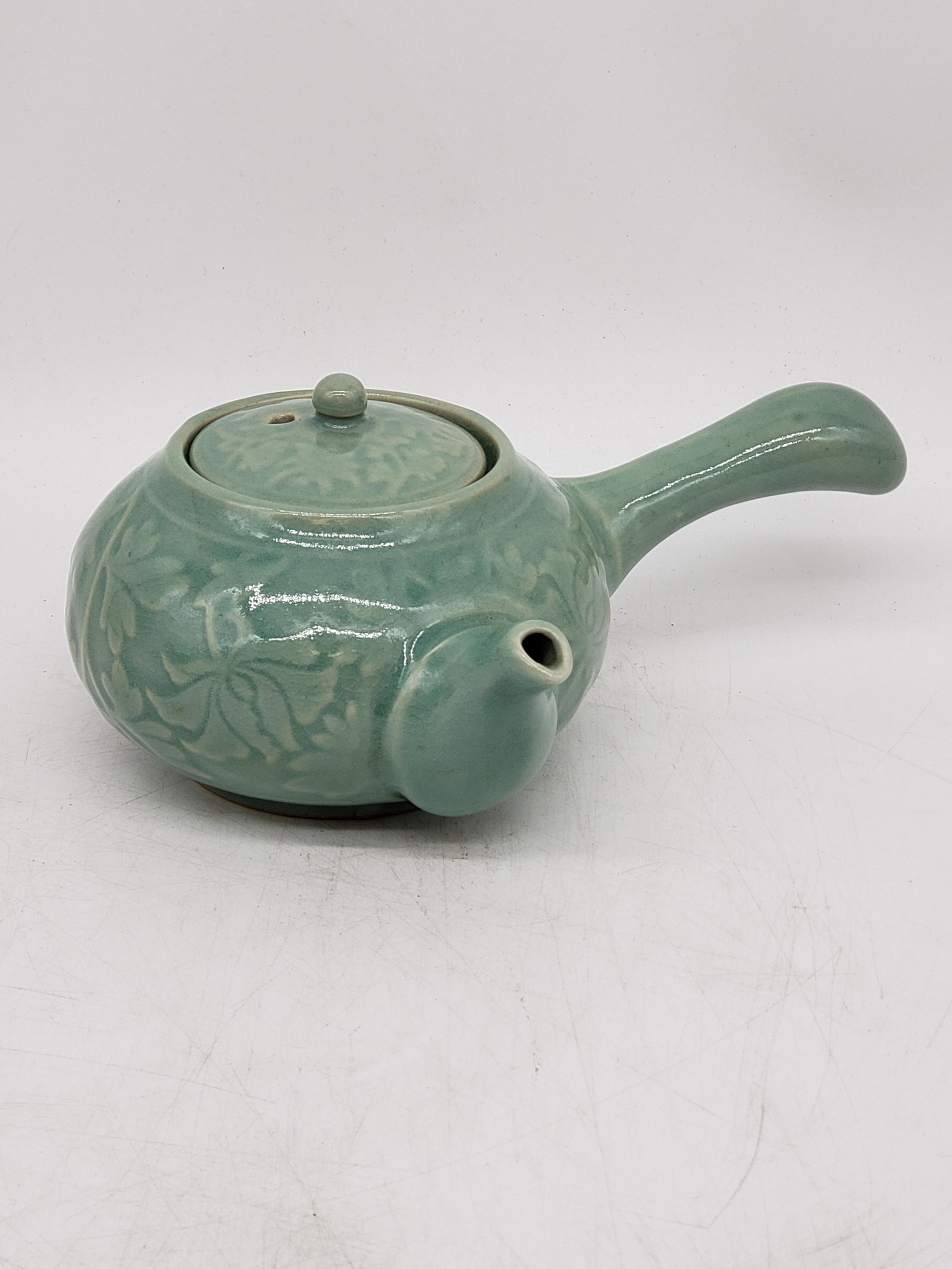 CHINESE CELADON PORCELAIN TEAPOT (1 of 6)