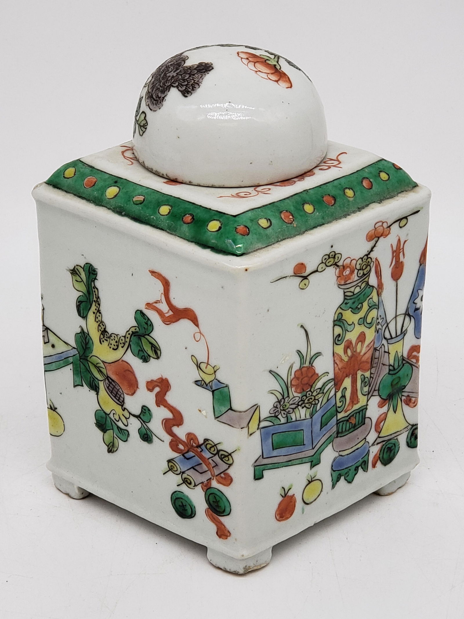 ANTIQUE CHINESE PORCELAIN TEA CADDY (1 of 7)