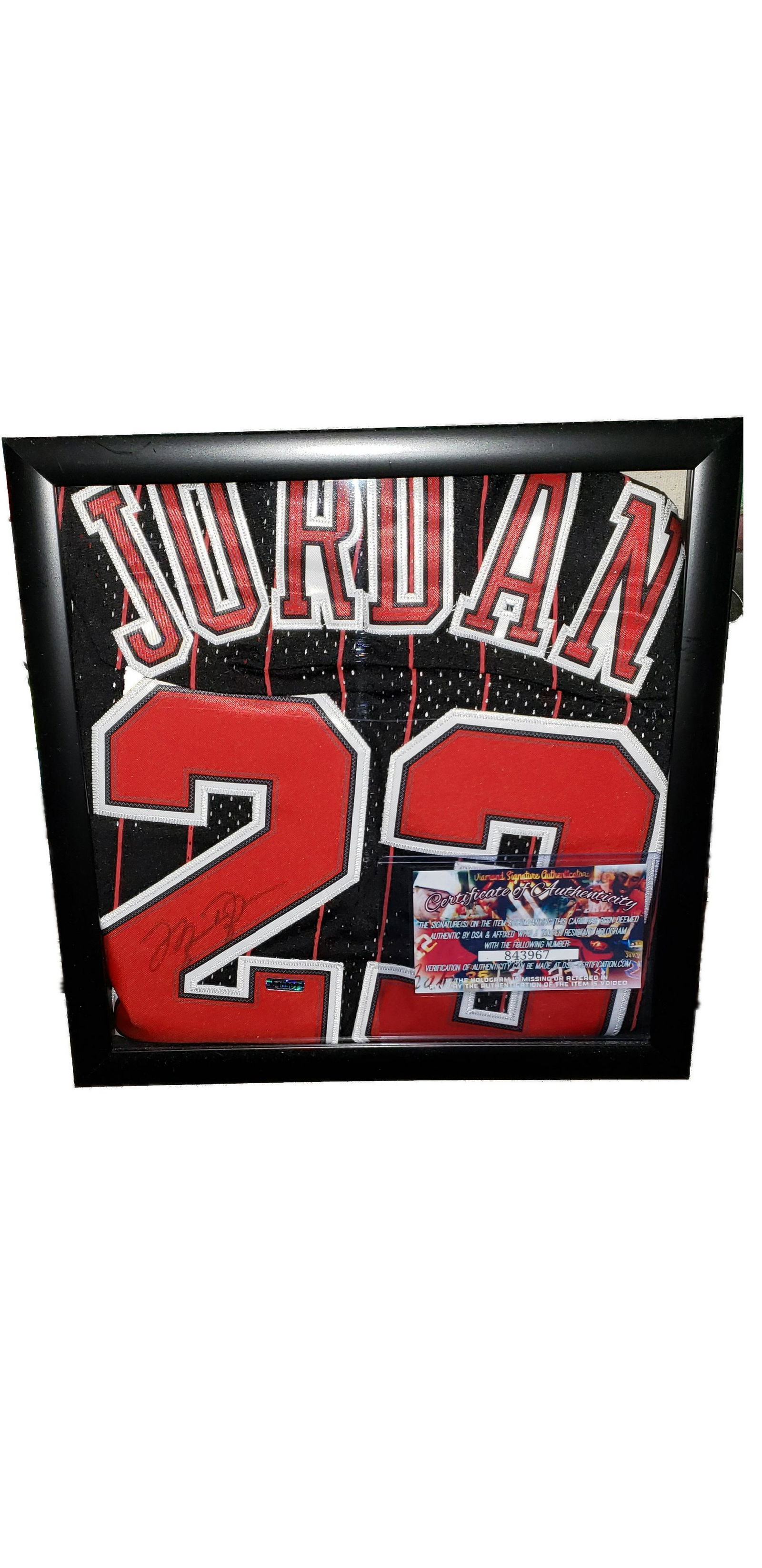 MICHAEL JORDAN AUTOGRAPHED JERSEY WITH C.O.A. (1 of 4)