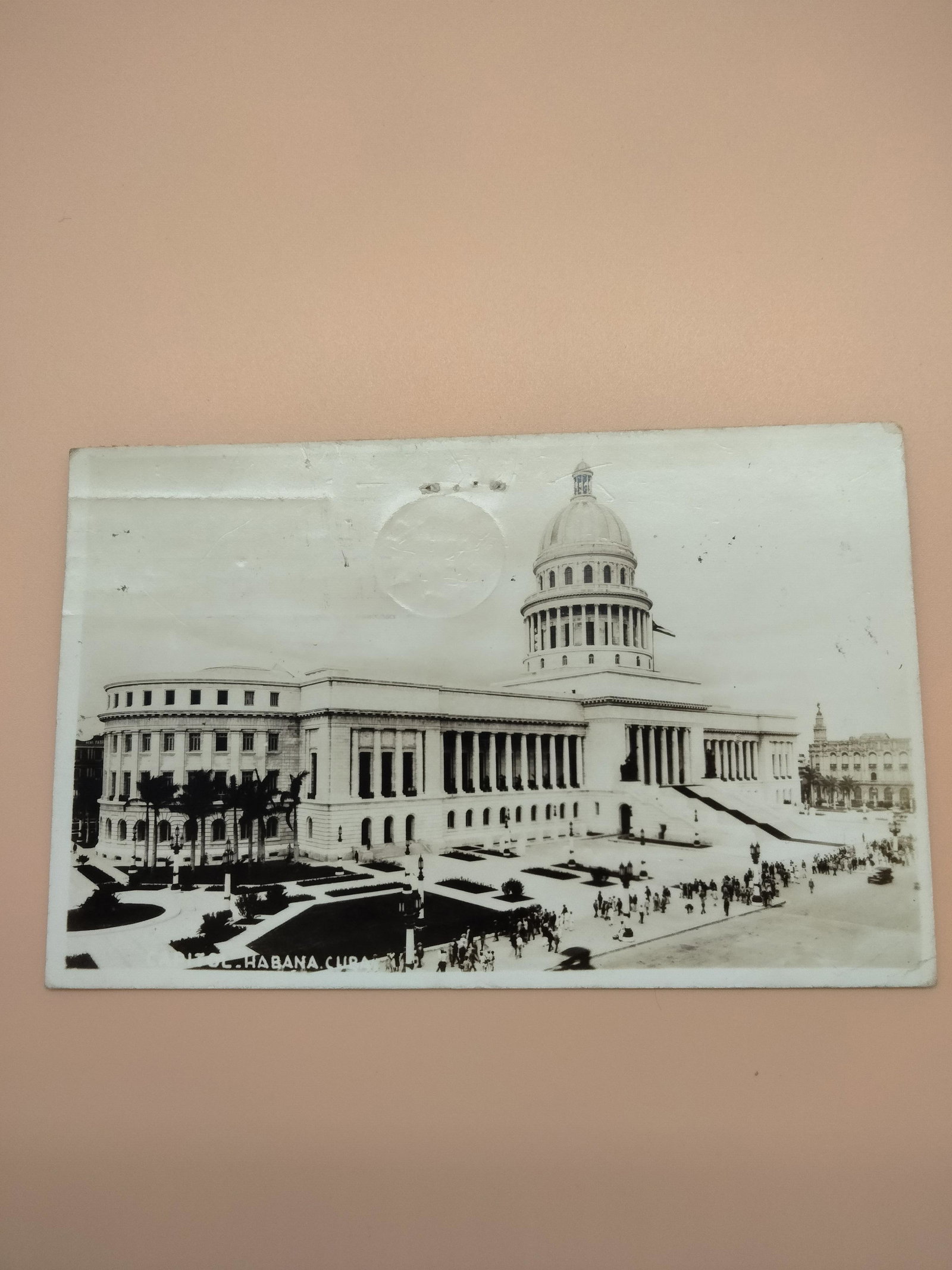 ANTIQUE 1943 CAPITAL HABANA CUBA POSTCARD: ANTIQUE 1943 CAPITAL HABANA CUBA POSTCARD All items Located in Hollywood Florida Warehouse. Thank you for your inquiry about shipping your precious item/items purchased at Puckett Auctions. Please not