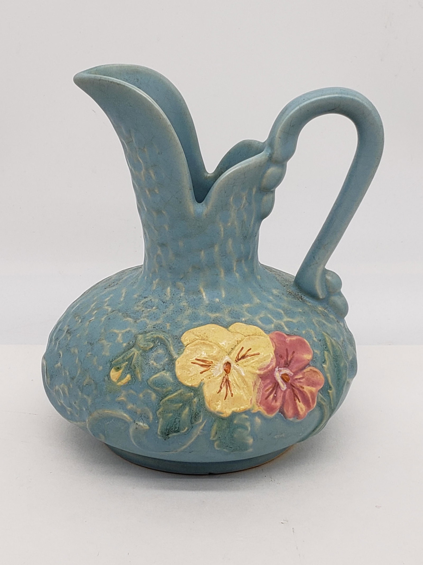 ANTIQUE WELLER POTTERY PITCHER (1 of 5)