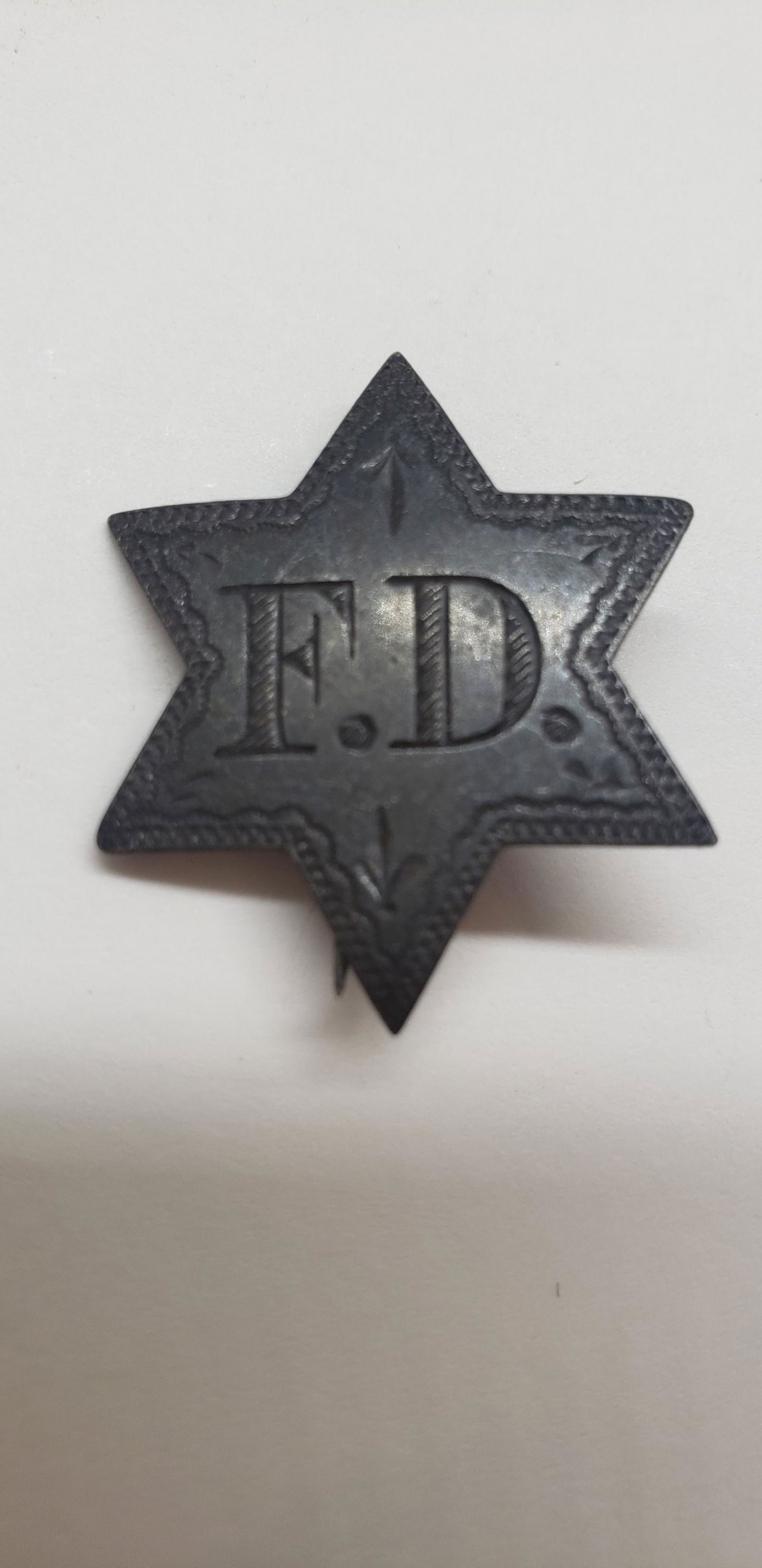 ANTIQUE F.D. BADGE (1 of 3)