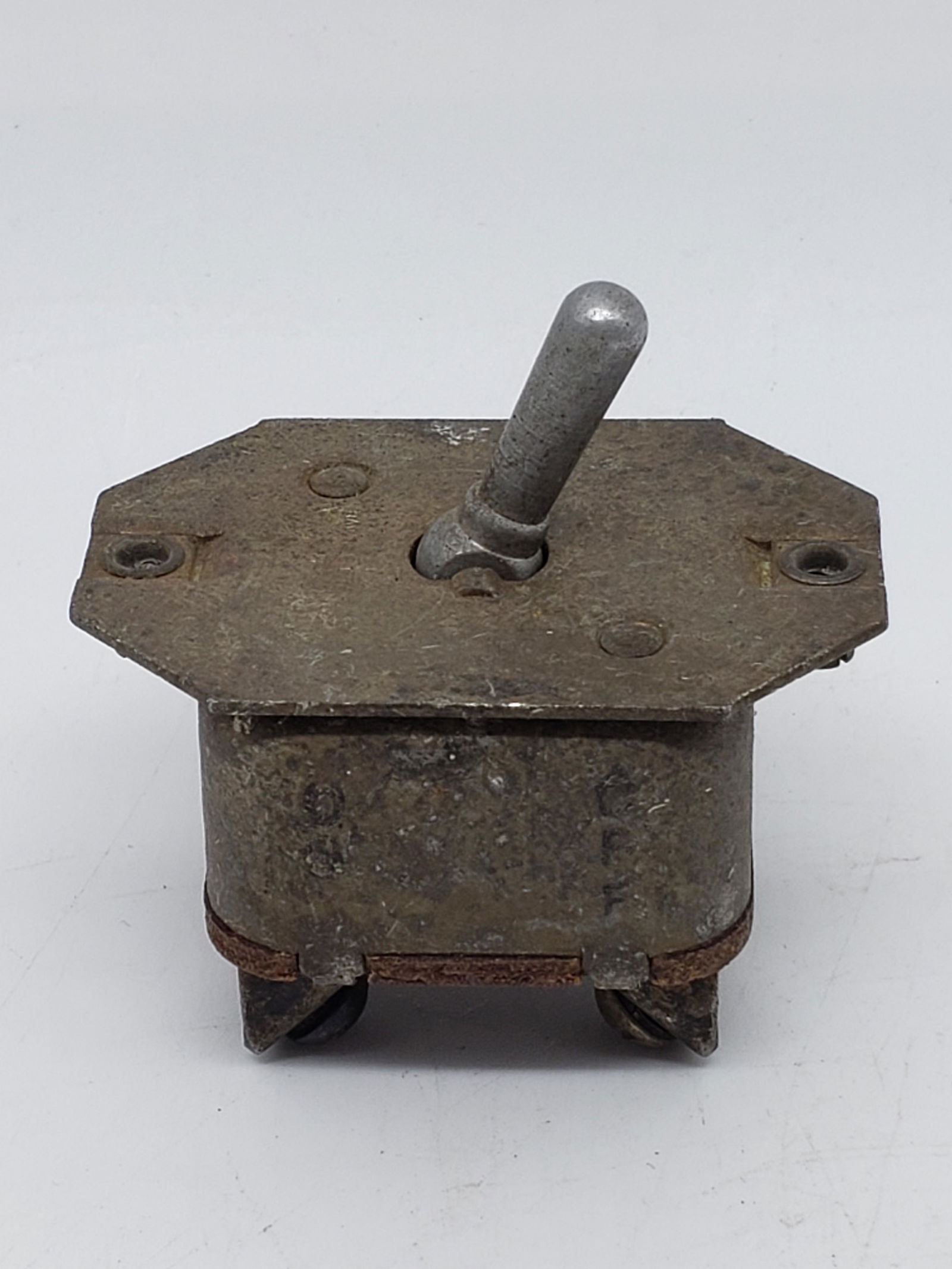 NASA FLOWN APOLLO ACTUATOR SWITCH (1 of 8)