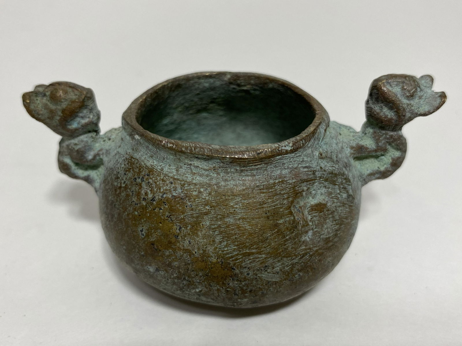 ANTIQUE PRE-COLUMBIAN BRONZE MINIATURE VESSEL CENSER (1 of 4)