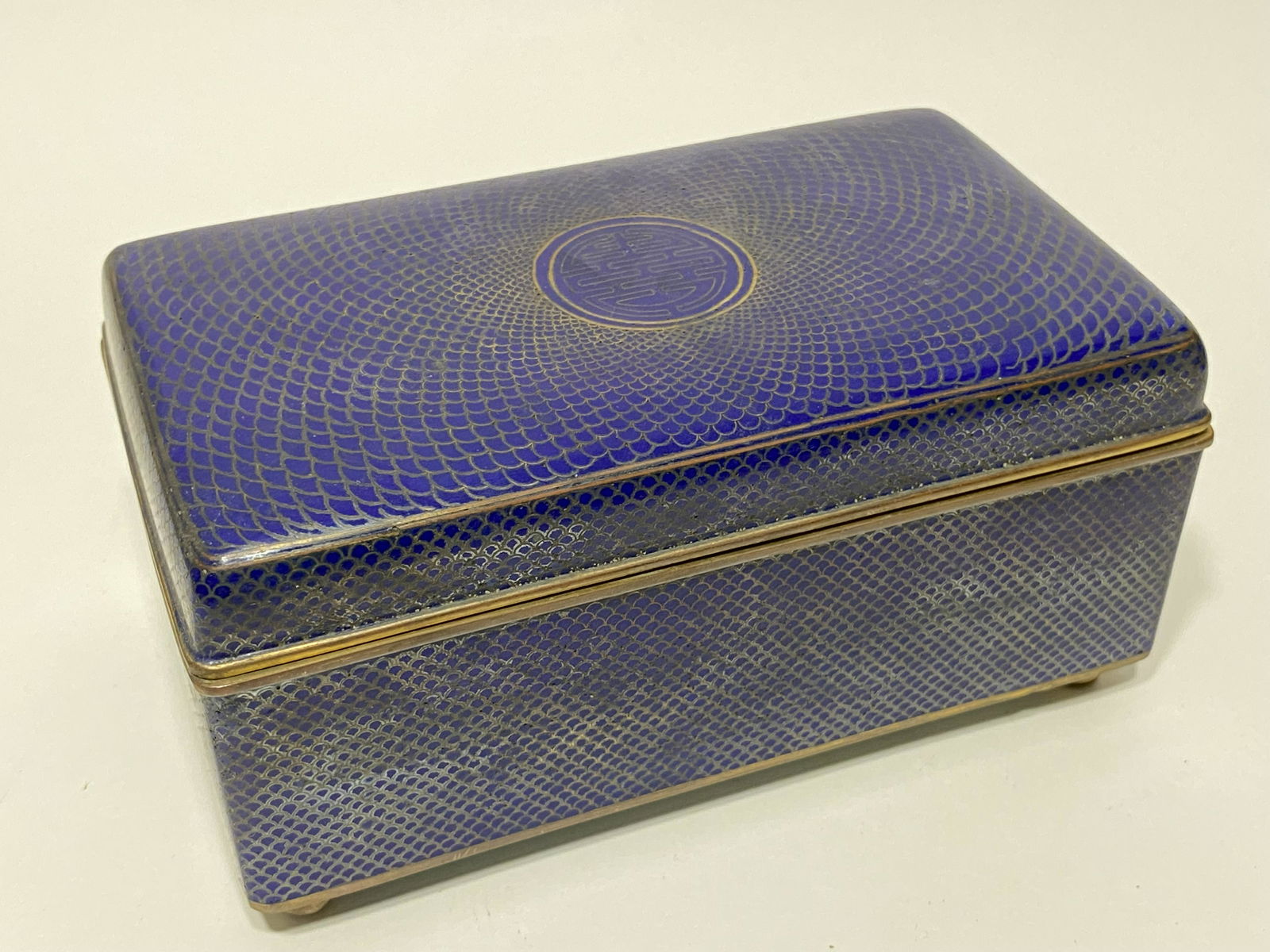 ANTIQUE CHINESE COBALT BLUE CLOISONNE HINGED BRASS TRINKET TEA STASH BOX (1 of 6)