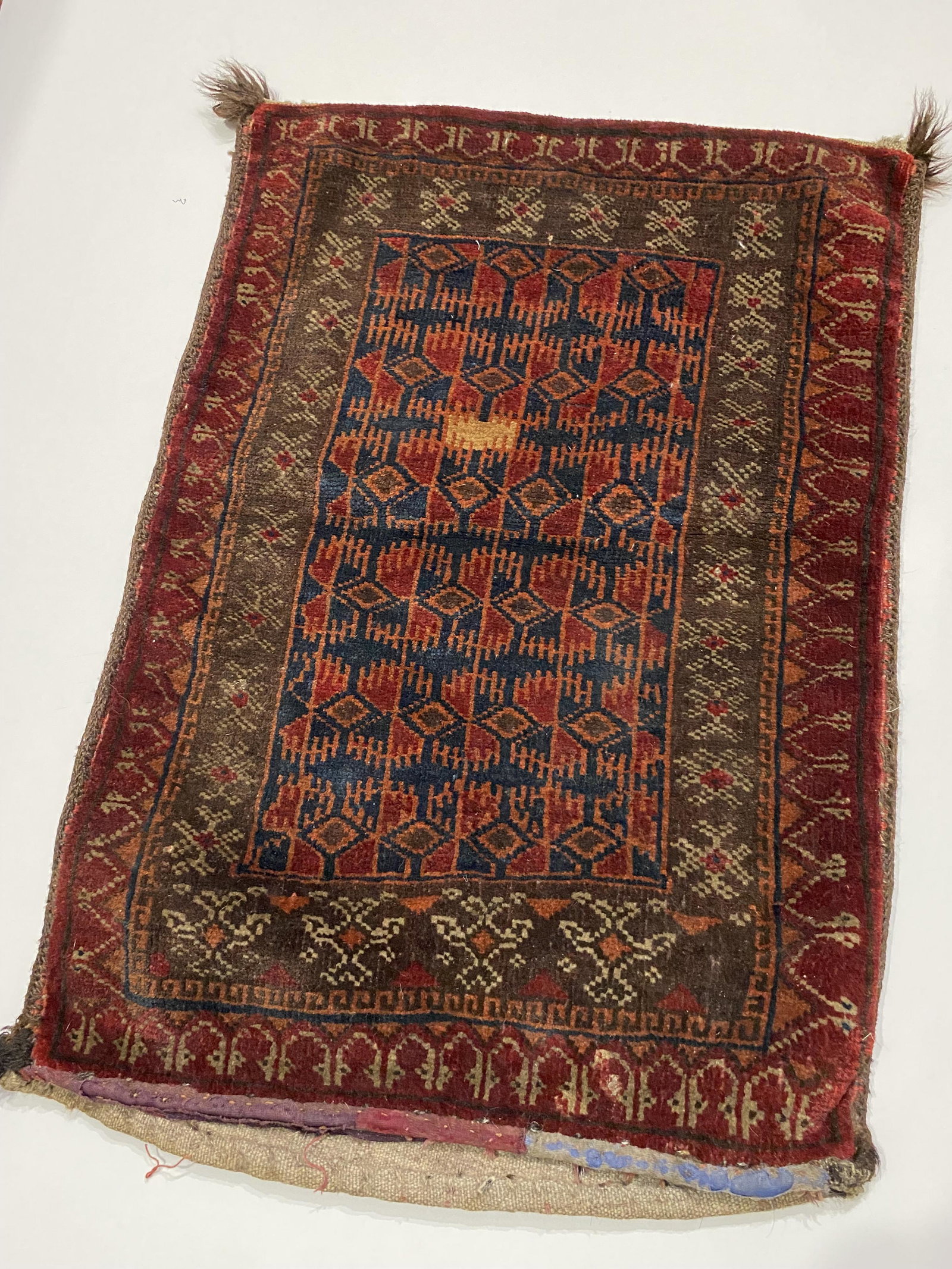 VINTAGE TURKISH MOROCCAN WOOL HAND KNOTTED SADDLE BAG: VINTAGE TURKISH MOROCCAN WOOL HAND KNOTTED SADDLE BAG ——MEASURES APPROXIMATELY —19"X29"——All items Located in Hollywood Florida Warehouse. Thank you for your inquiry abou