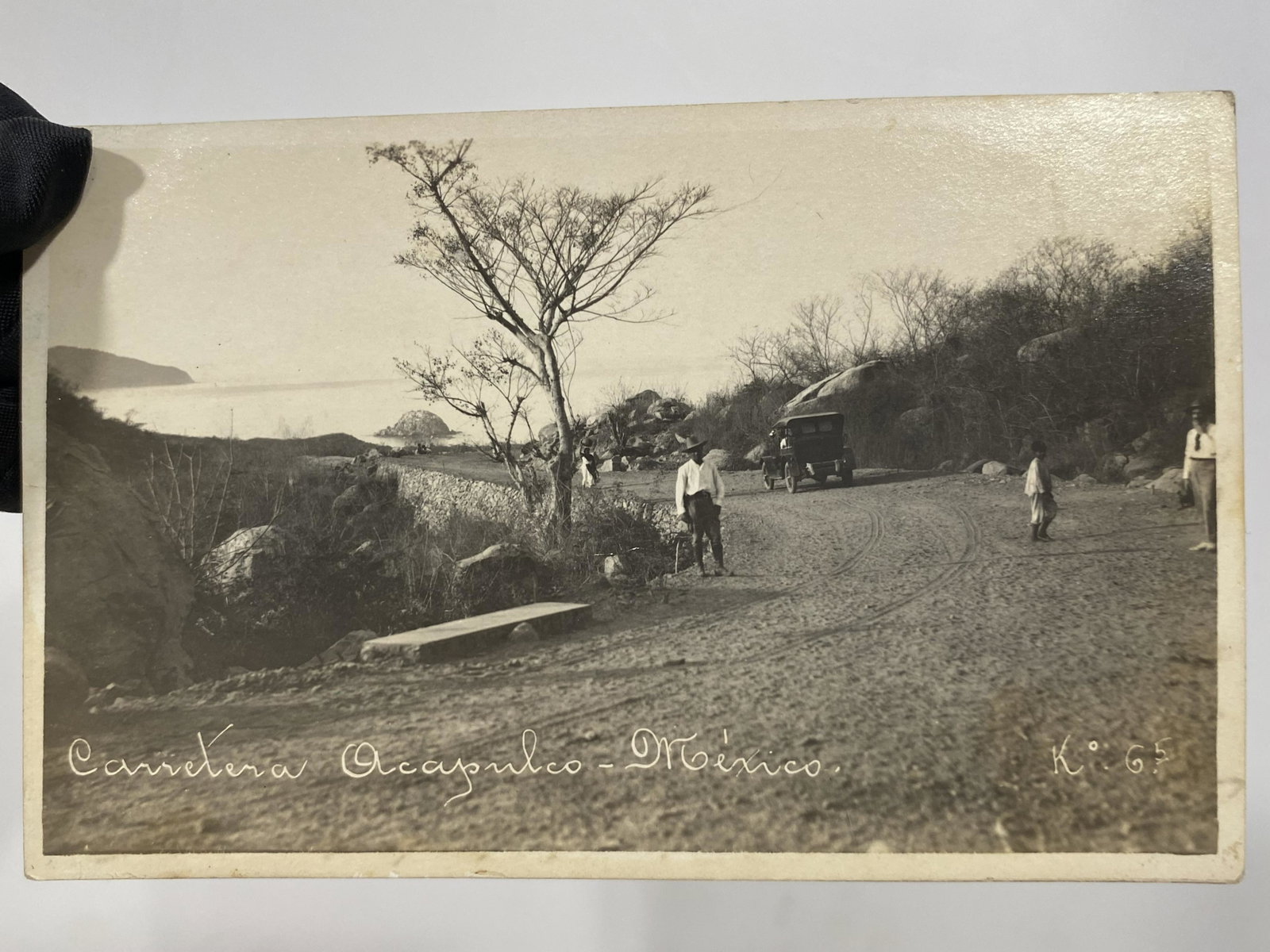 ORIGINAL HUGO BREHME (1882-1954) BLACK & WHITE PHOTOGRAPH MEXICO: ORIGINAL HUGO BREHME (1882-1954) BLACK & WHITE PHOTOGRAPH POSTCARD MEXICO——MEASURES APPROXIMATELY 3"X5"——WE CURRENTLY HAVE SEVERAL OTHER PHOTOGRAPHS BY HUGO BREHME AVAILABLE ON