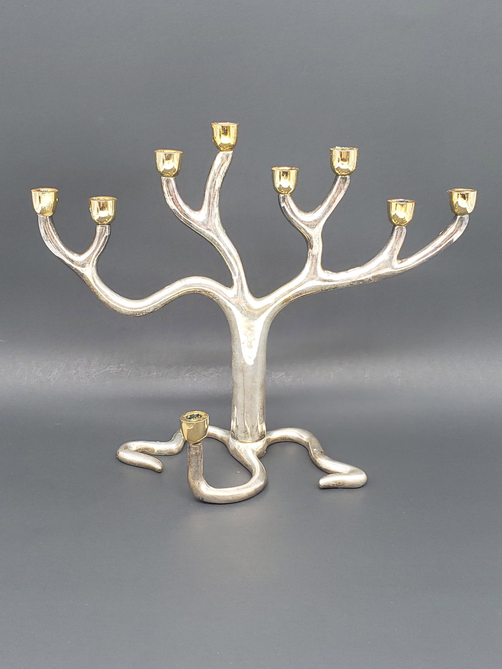 CHANUKAH "TREE OF LIFE" MENORAH: CHANUKAH "TREE OF LIFE" MENORAH SILVER PLATE WITH GOLD TONE CUPS ROSENTHAL JUDAICE COLLECTION. WITH BOX. 9" X 11" All items Located in Hollywood Florida Warehouse. Thank you for your inquiry about shi
