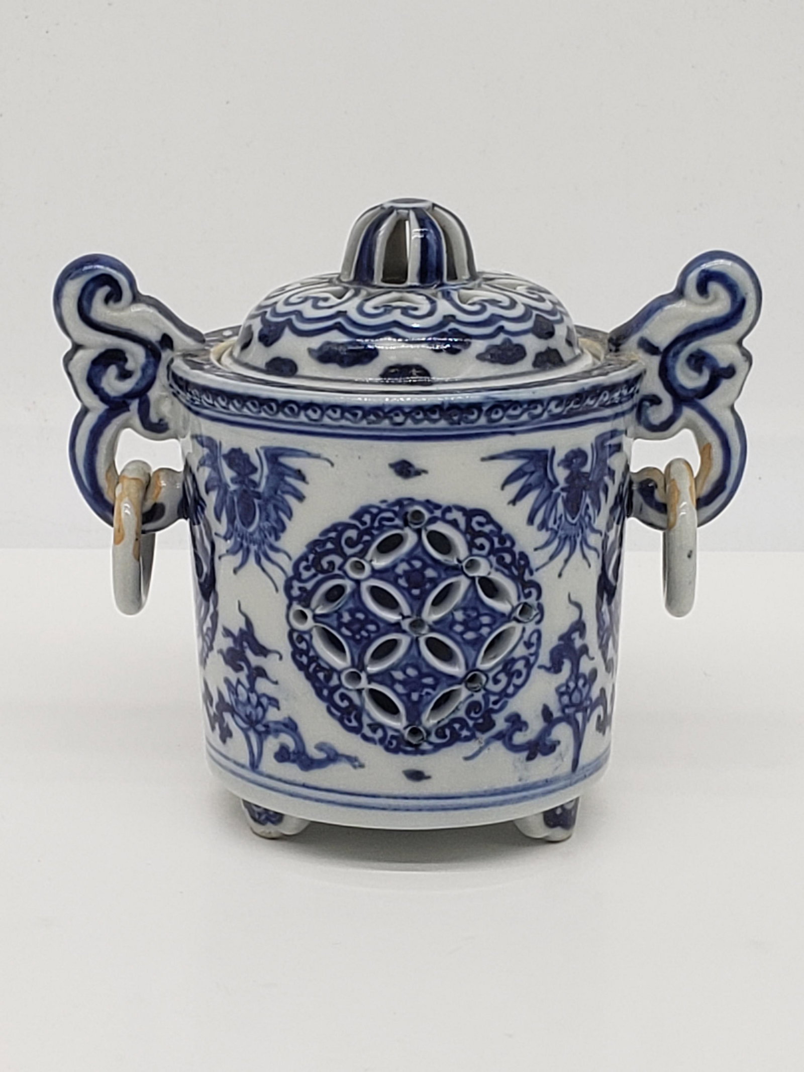 ANTIQUE HAND PAINTED JAPANESE KUTANI FUKU INCENSE BURNER: ANTIQUE HAND PAINTED JAPANESE KUTANI FUKU BLUE AND WHITE PHOENIX AND FLORAL DOUBLE WALL PORCELAIN INCENSE BURNER CENSER 4 1/2" X 5" All items Located in Hollywood Florida Warehouse. Thank you for your