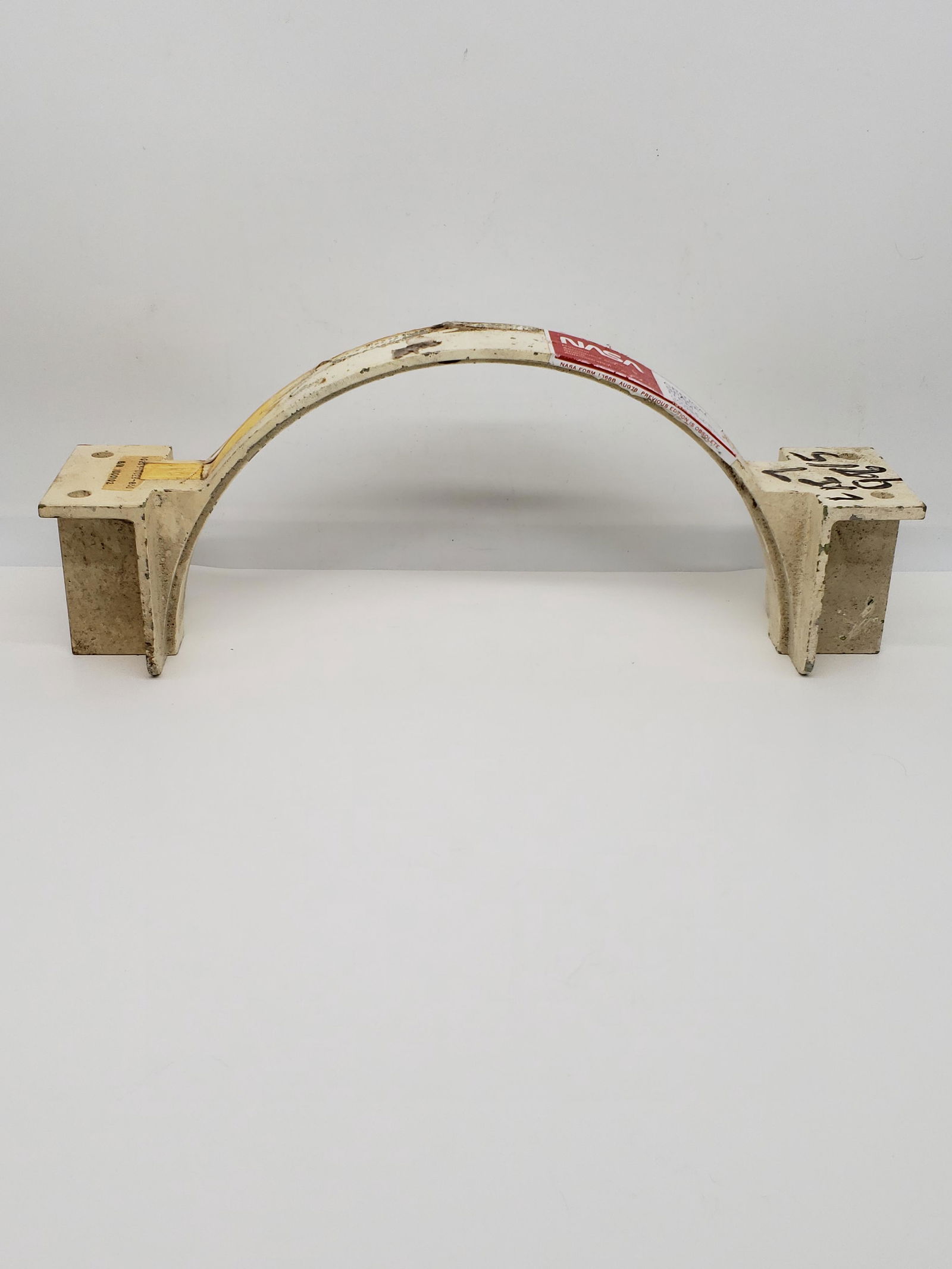 NASA SHUTTLE BRACKET CRITICAL SPACE ITEM (1 of 6)