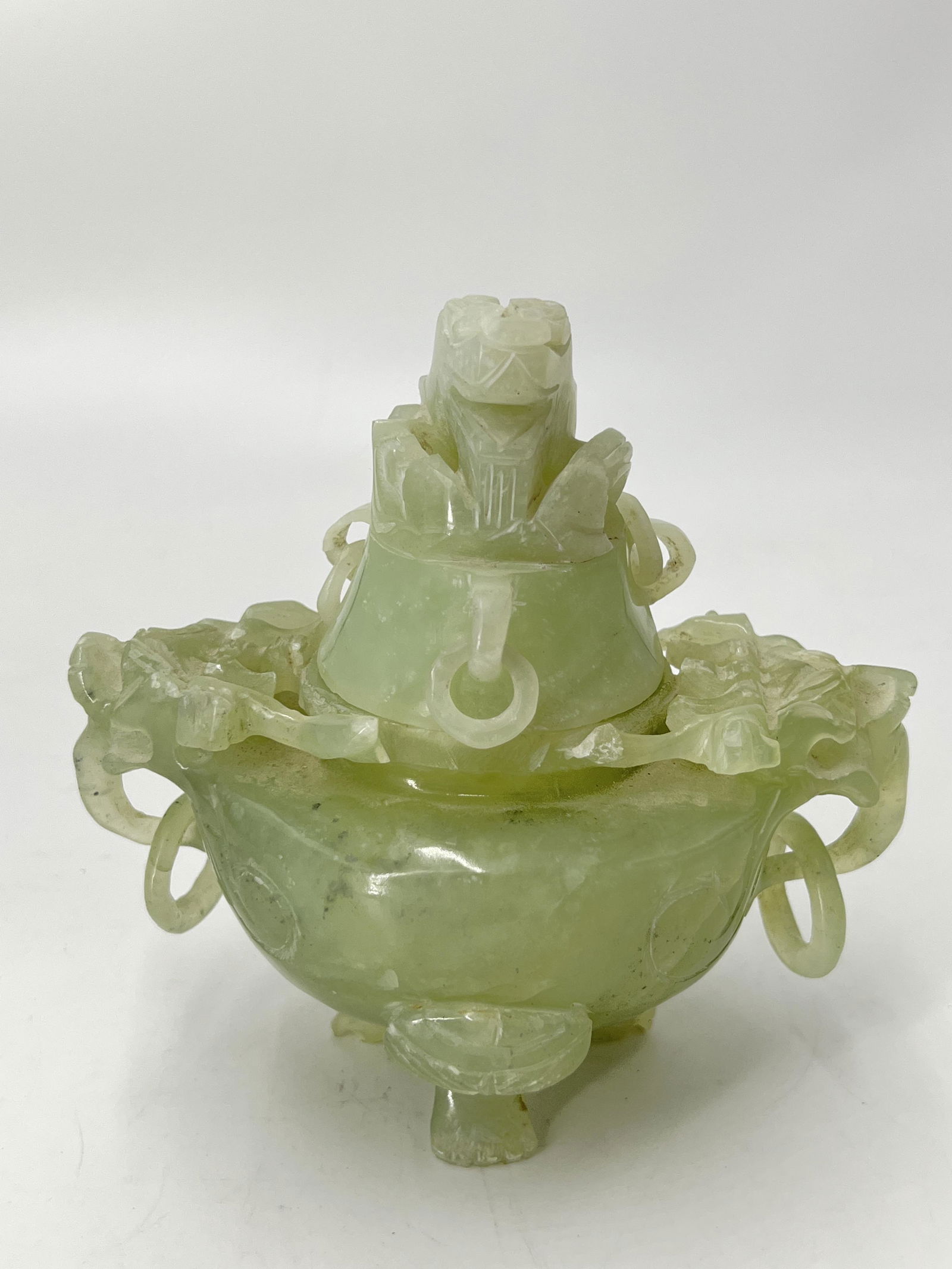 ANTIQUE HAND CARVED JADE SENSOR COVERED DISH (1 of 5)