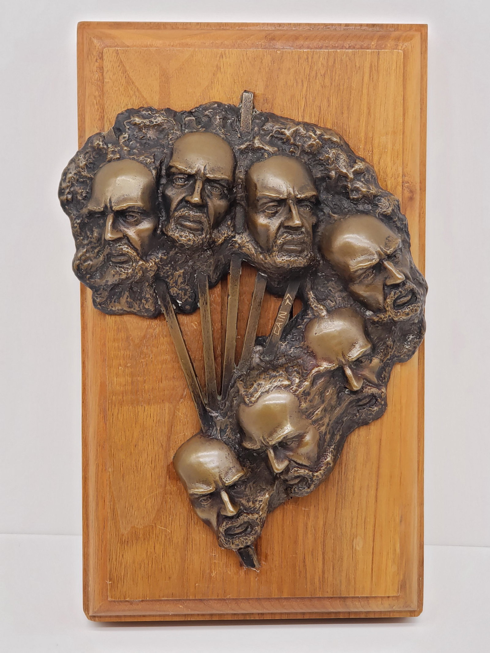 BRONZE SCULPTURE ON WOOD: BRONZE SCULPTURE ON WOOD SIGNED AND DATED CAIN 1977 11" X 6 1/4" All items Located in Hollywood Florida Warehouse. Thank you for your inquiry about shipping your precious item/items purchased at Pucke