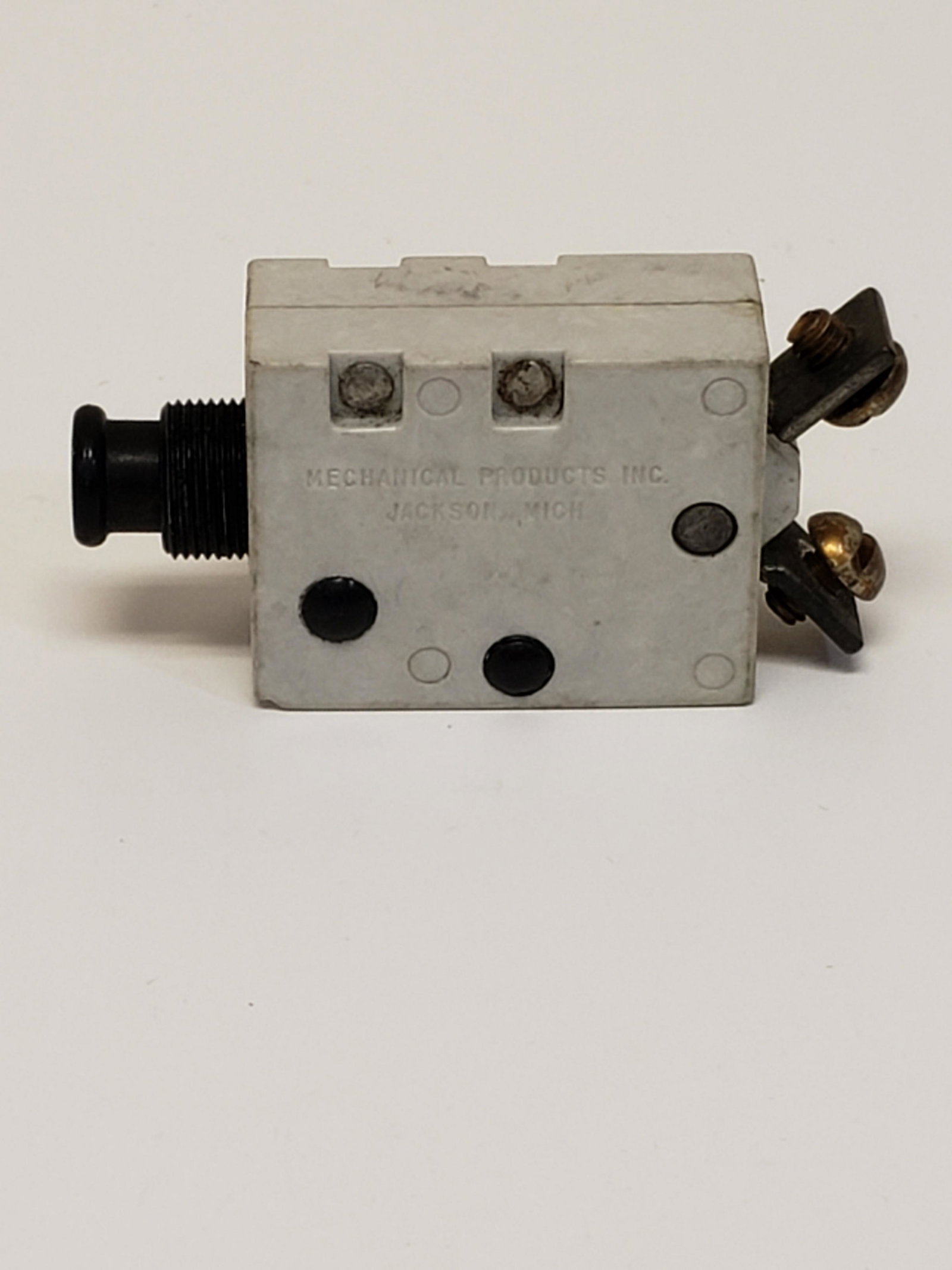 NASA FLOWN APOLLLO II COLUMBIA CIRCUIT BREAKER: NASA FLOWN APOLLO II COLUMBIA CIRCUIT BREAKER 2 3/8" X 1 1/8" All items Located in Hollywood Florida Warehouse. Thank you for your inquiry about shipping your precious item/items purchased at Puckett 