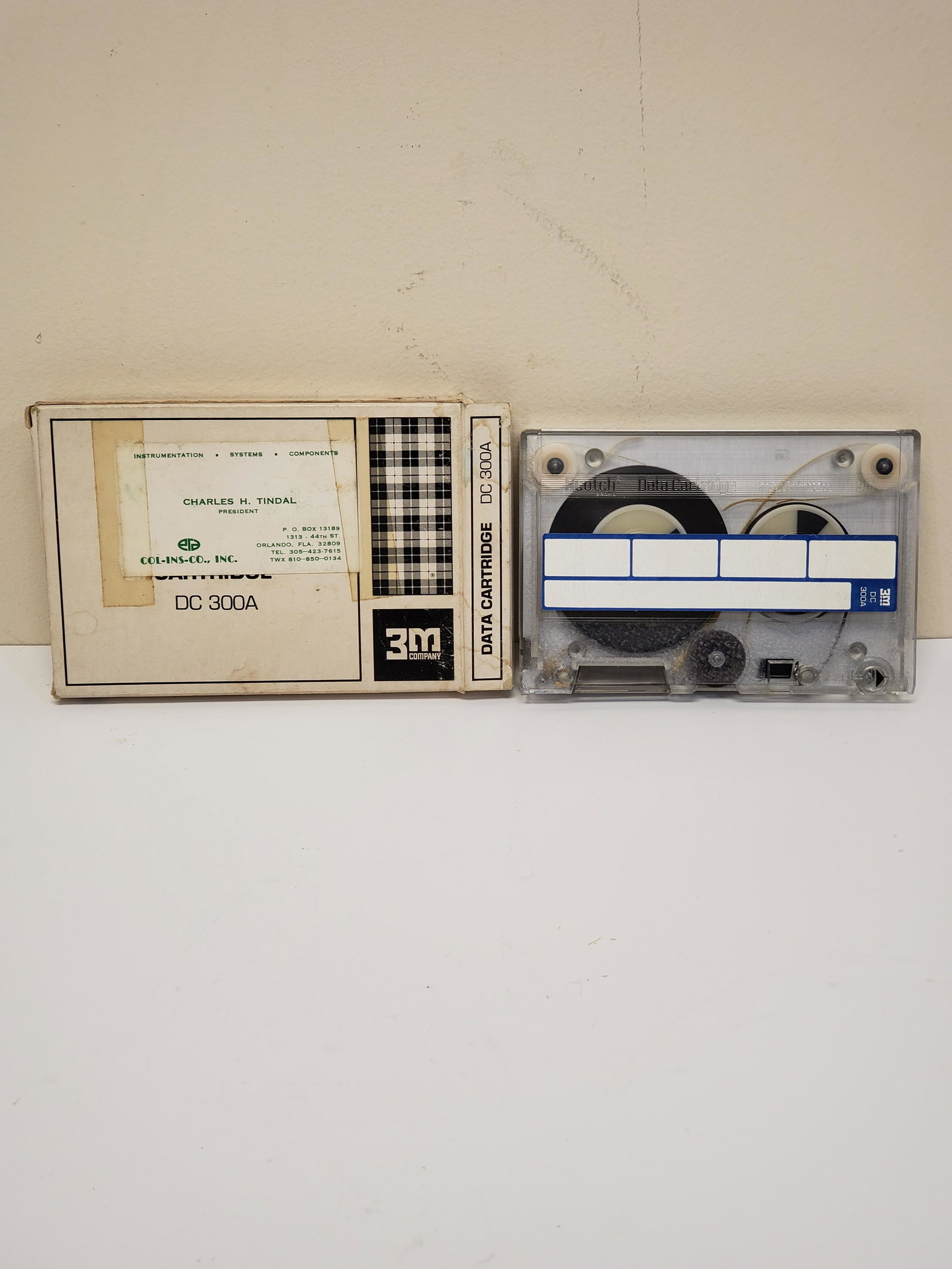 NASA APOLLO DATA CARTRIDGE: NASA APOLLO DATA CARTRIDGE 4 1/2" X 6 1/4" X 3/4" All items Located in Hollywood Florida Warehouse. Thank you for your inquiry about shipping your precious item/items purchased at Puckett Auctions. Pl