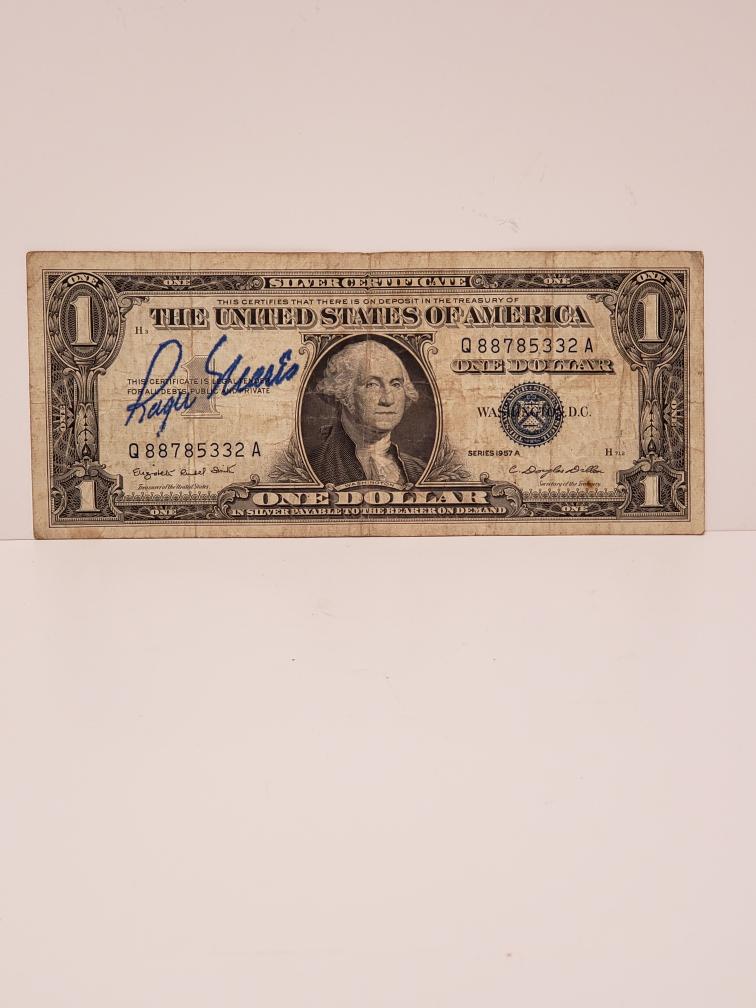 ROGER MARIS ORIGINAL SIGNATURE ON ONE DOLLAR BILL: ROGER MARIS ORIGINAL SIGNATURE IN PEN ON SILVER CERTIFICATE ONE DOLLAR BILL All items Located in Hollywood Florida Warehouse. Thank you for your inquiry about shipping your precious item/items purchas