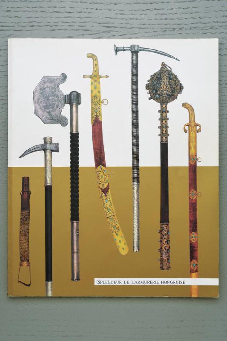 Kovacs, Tibor. S.: dating: 1999 provenance: Bruxelles, 'Splendeur de L'Armurerie Hongroise', Pier Jaspaert, Bruxelles, 1999.129 pages with color illustrations. Paperback. height 29.5 cm.