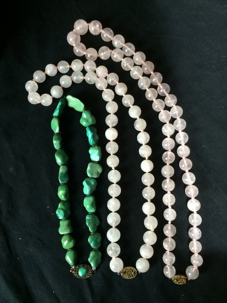 Three Chinese necklaces (1 of 8)