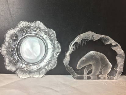 Lalique dish and crystal polar bear: Lalique dish and crystal polar bear. Dish:5.75", Bear:5.75" x 4.5".