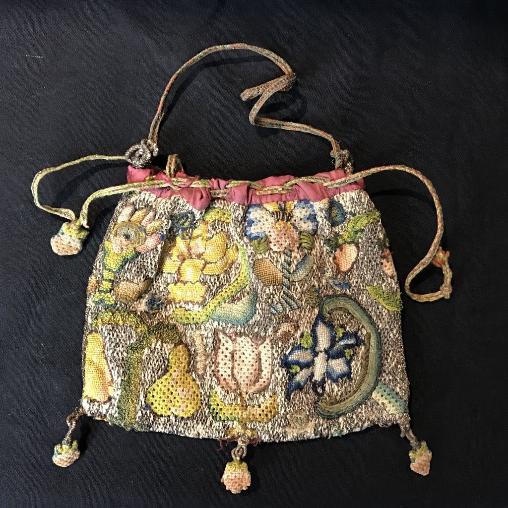 17th cent embroidered purse (1 of 5)
