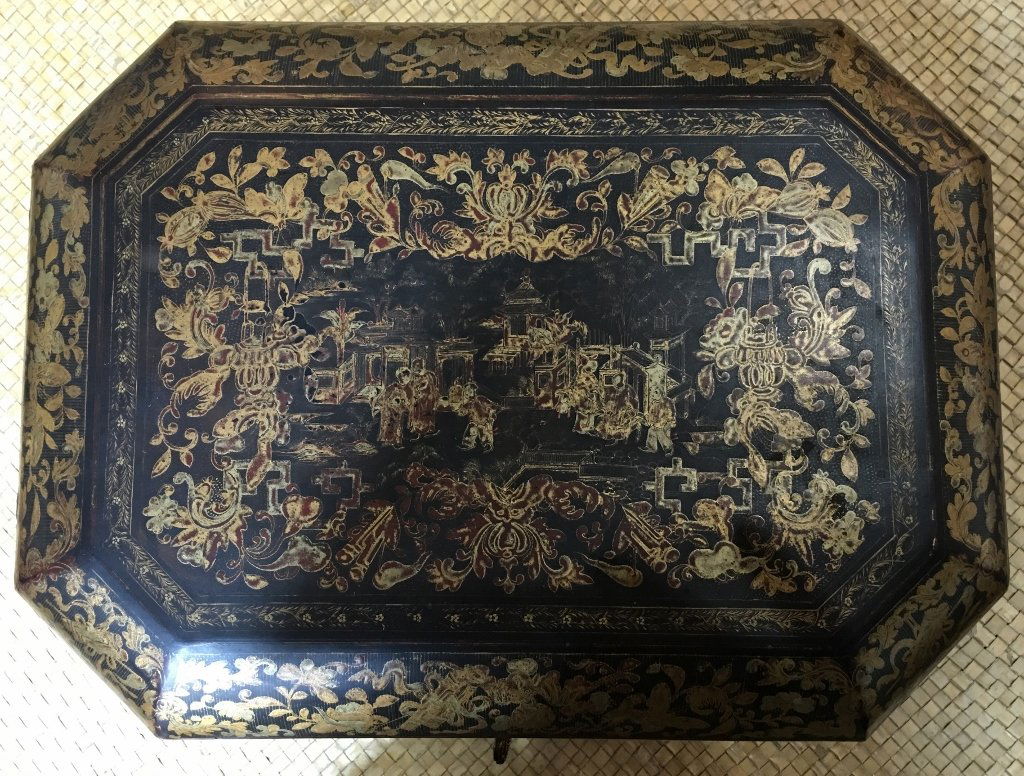 Chinese lacquer sewing box, circa 1875. (1 of 10)