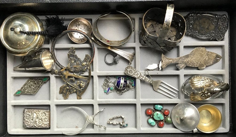 20 misc silver items incl jewelry, 15.6 troy ounces (1 of 10)