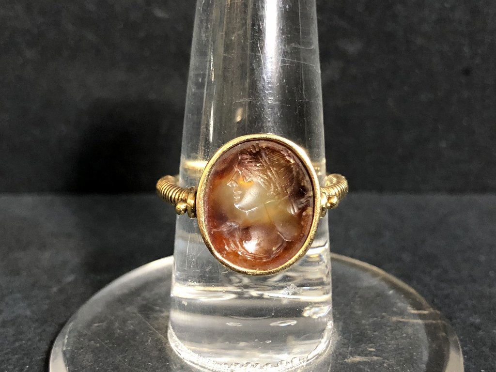 14k gold carnelian intaglio ring, 19th century:Mercury (1 of 7)