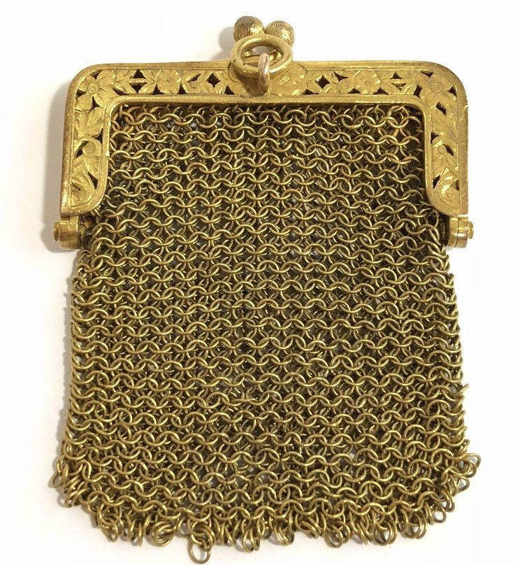 14k change purse, c.1920, 15.1 dwts (1 of 6)