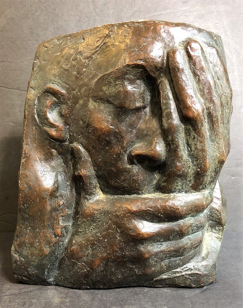 Bronze, "Die Klage" by Kathe Kollwitz. Noack Fdry: Bronze,"Die Klage" (The Lament) by Kathe Kollwitz.Stamped:"H.NOACK BERLIN" and cast signature "Kollwitz" on the side. 10 inches high, 9 inches wide, 4 inches deep.This bronze was originally conceived 