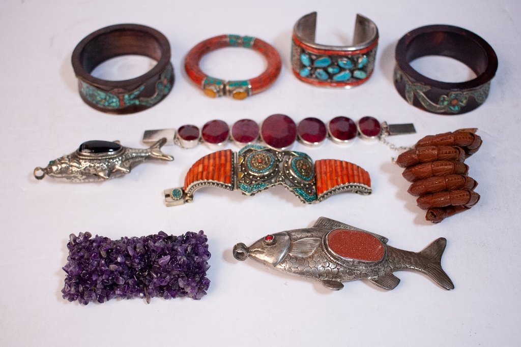 Ten Third World jewelry items (1 of 4)