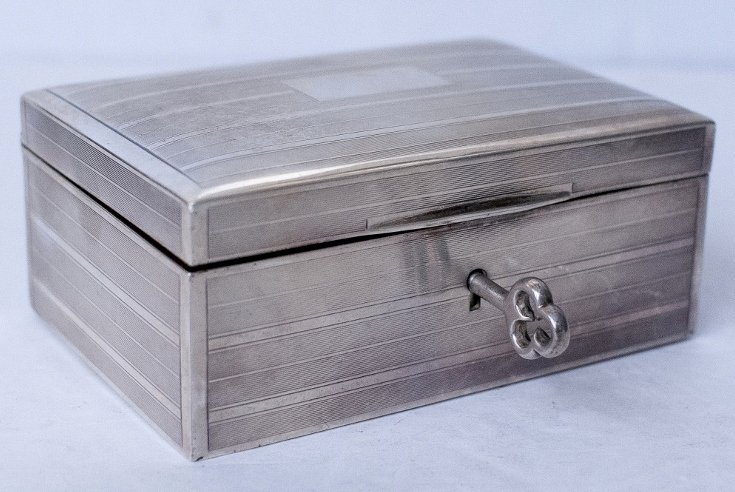 Tiffany & Co sterling box w/key, circa 1935 (1 of 9)