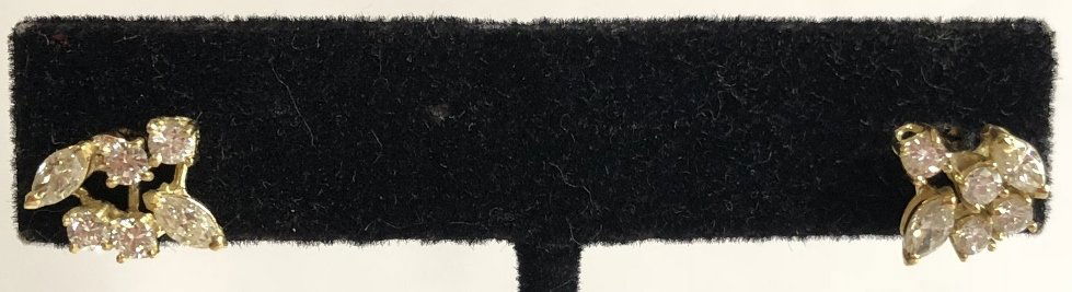 18k diamond cluster earrings, 1.5 dwts (1 of 5)