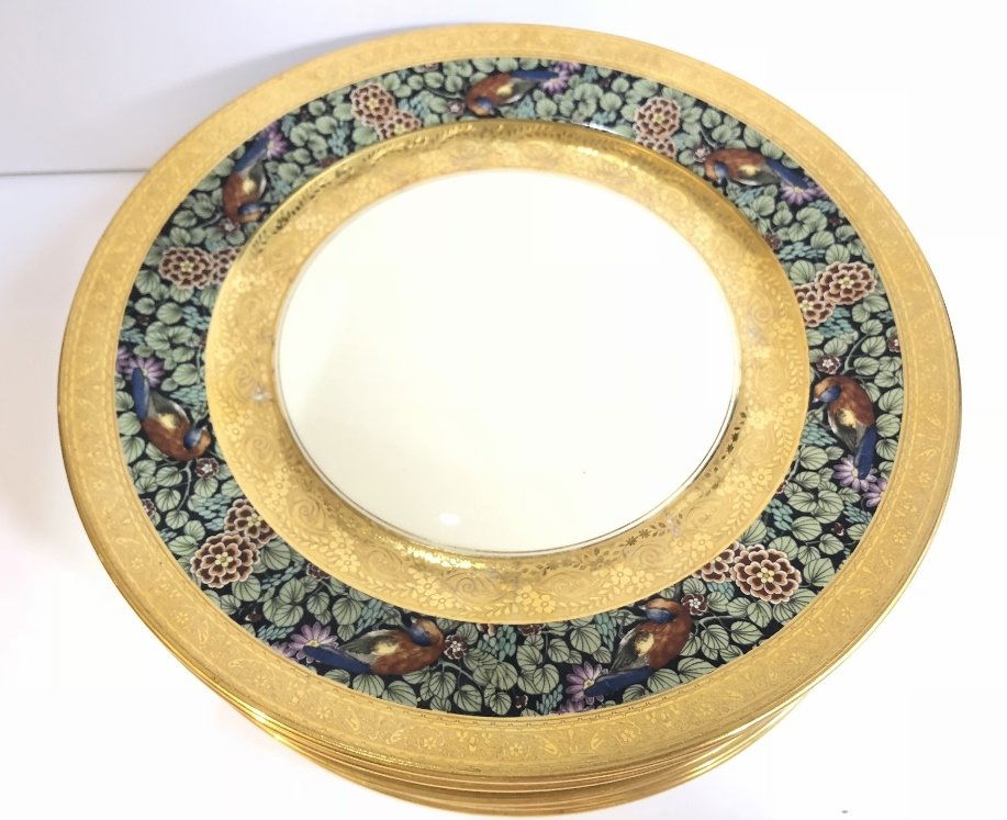 Set of eight Rosenthal Bavaria Ivory dinner plates (1 of 6)