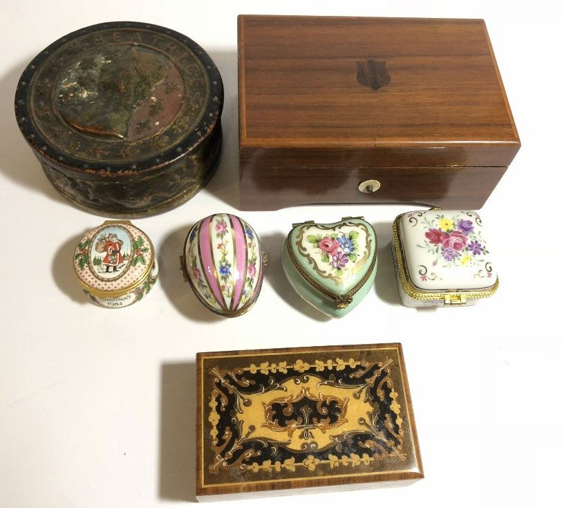 Box lot of miscellaneous boxes (1 of 4)