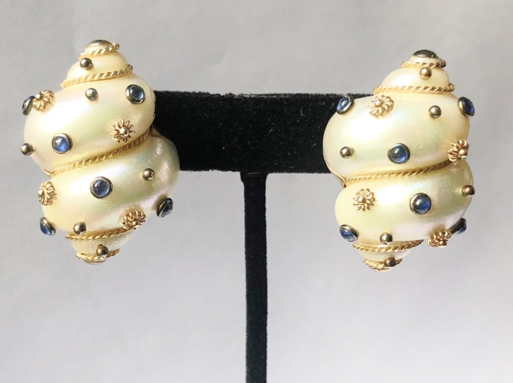 14k Maz shell earrings w/sapphires (1 of 7)